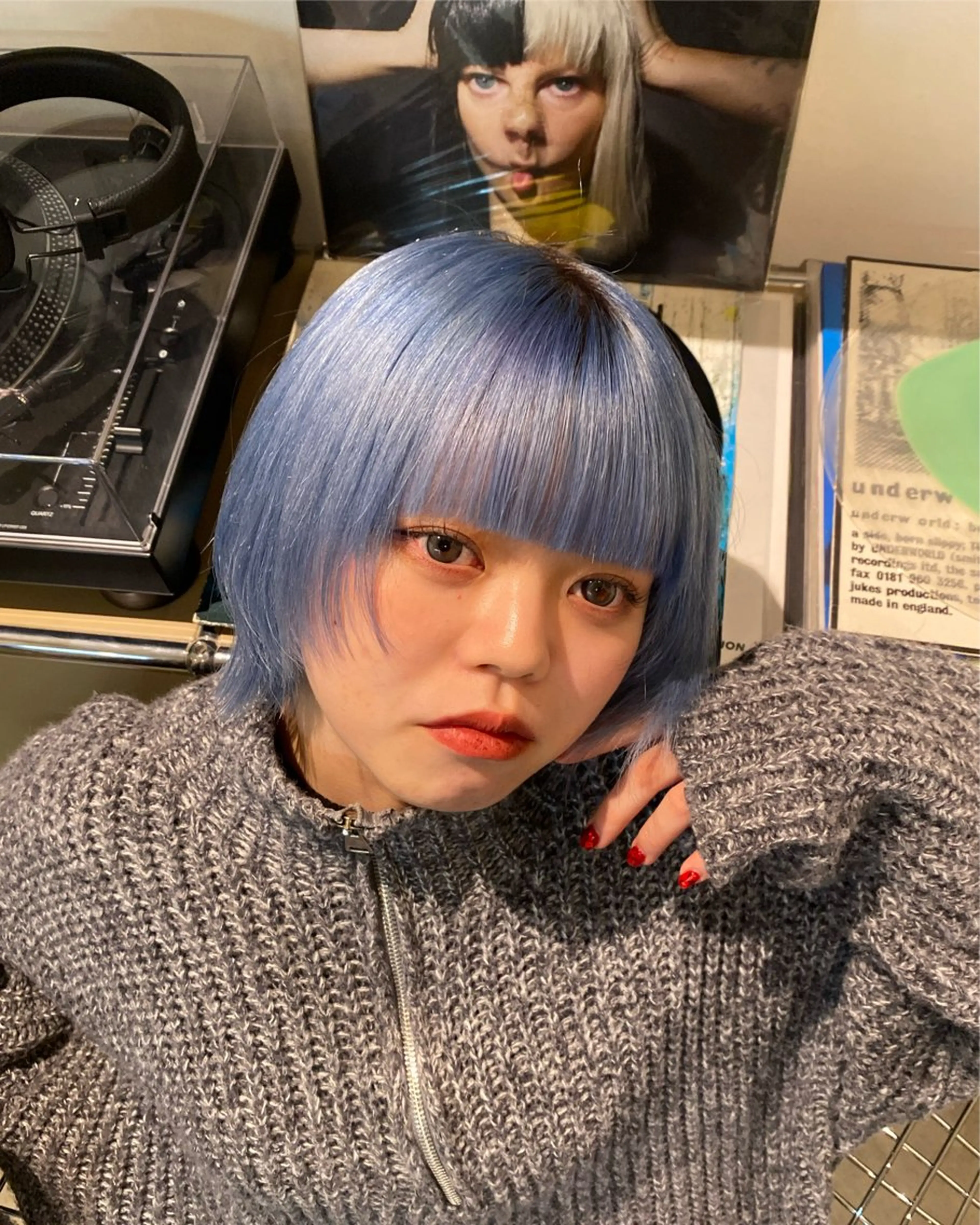 カラー ブルーカラー ヘアカラー hinata /ハイトーンのヘアスタイル