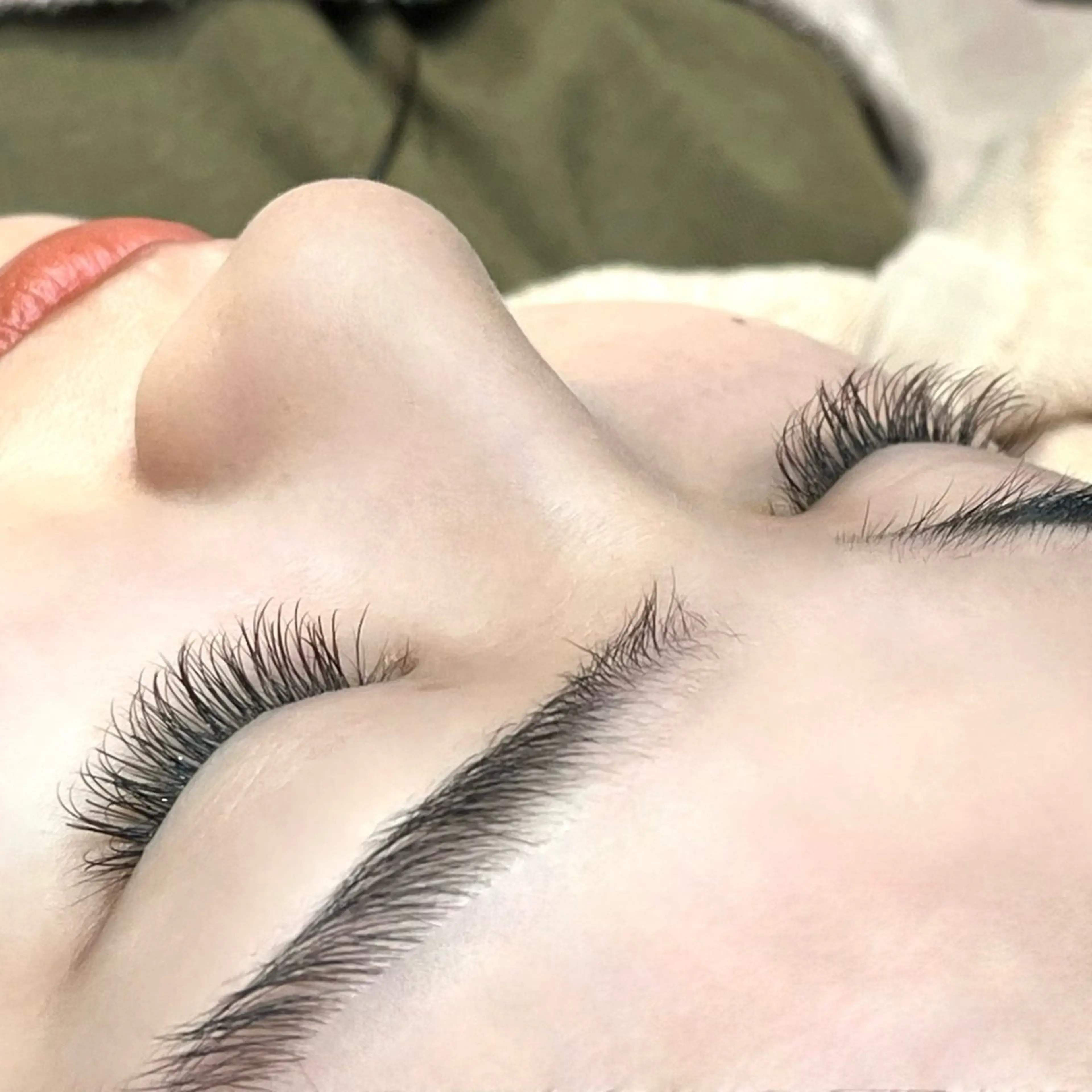 マツエク・マツパ Cカール カラーマツエク narumi .のマツエク・マツパデザイン