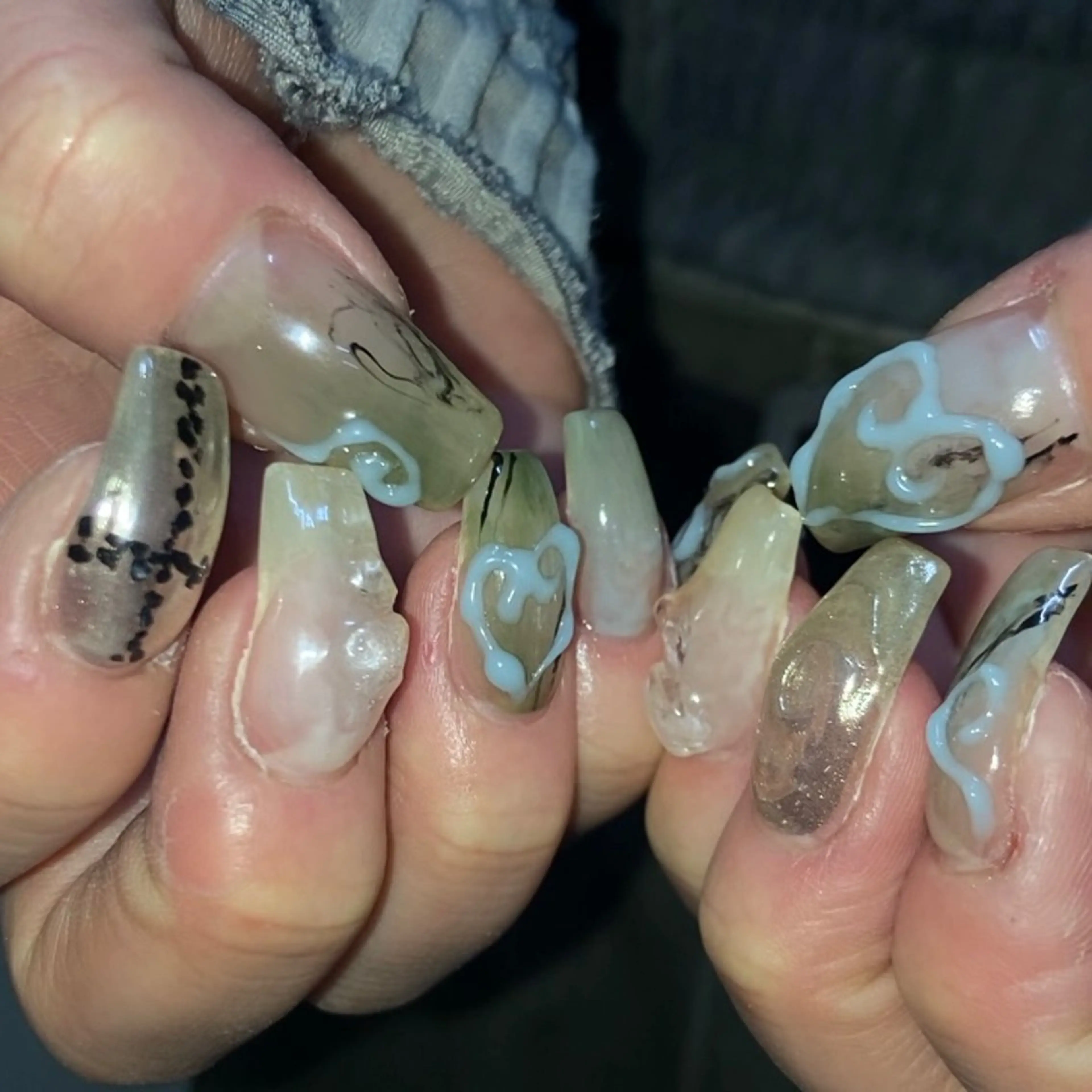 ネイル ハンドネイル フットネイル kana/モード ・グランジ⛓🎼のネイルデザイン