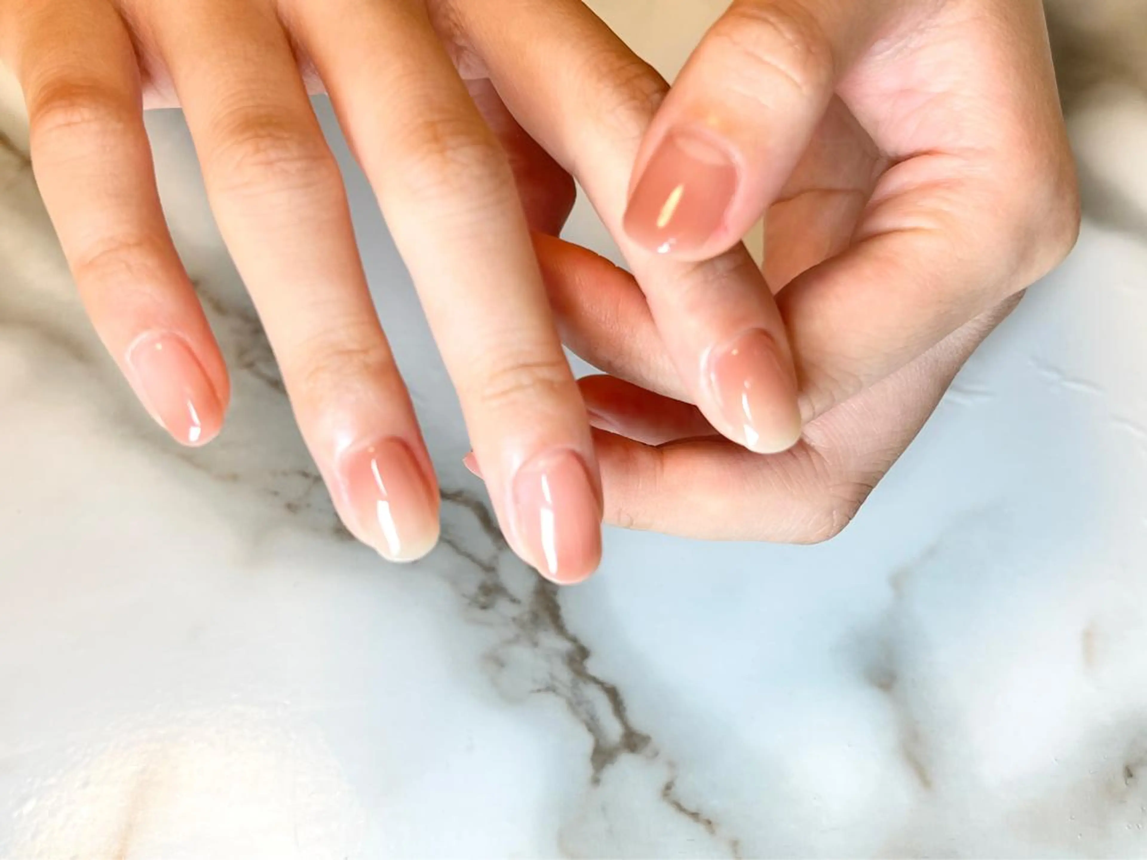 ミディアム ネイリスト シンのネイルデザイン