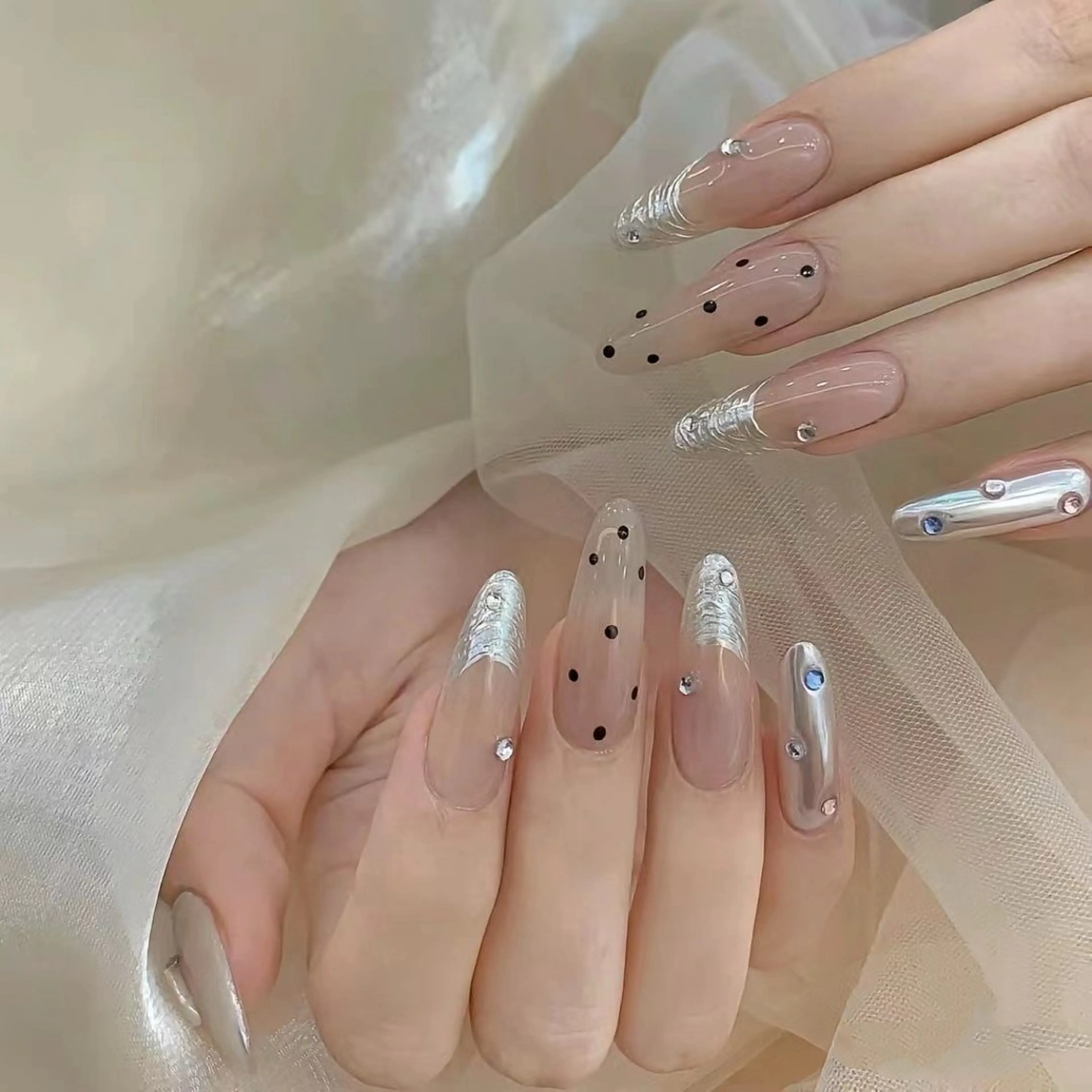 ネイル ハンドネイル ハンドケア Sachiネイル所属・Sachi Nail上野のネイルデザイン