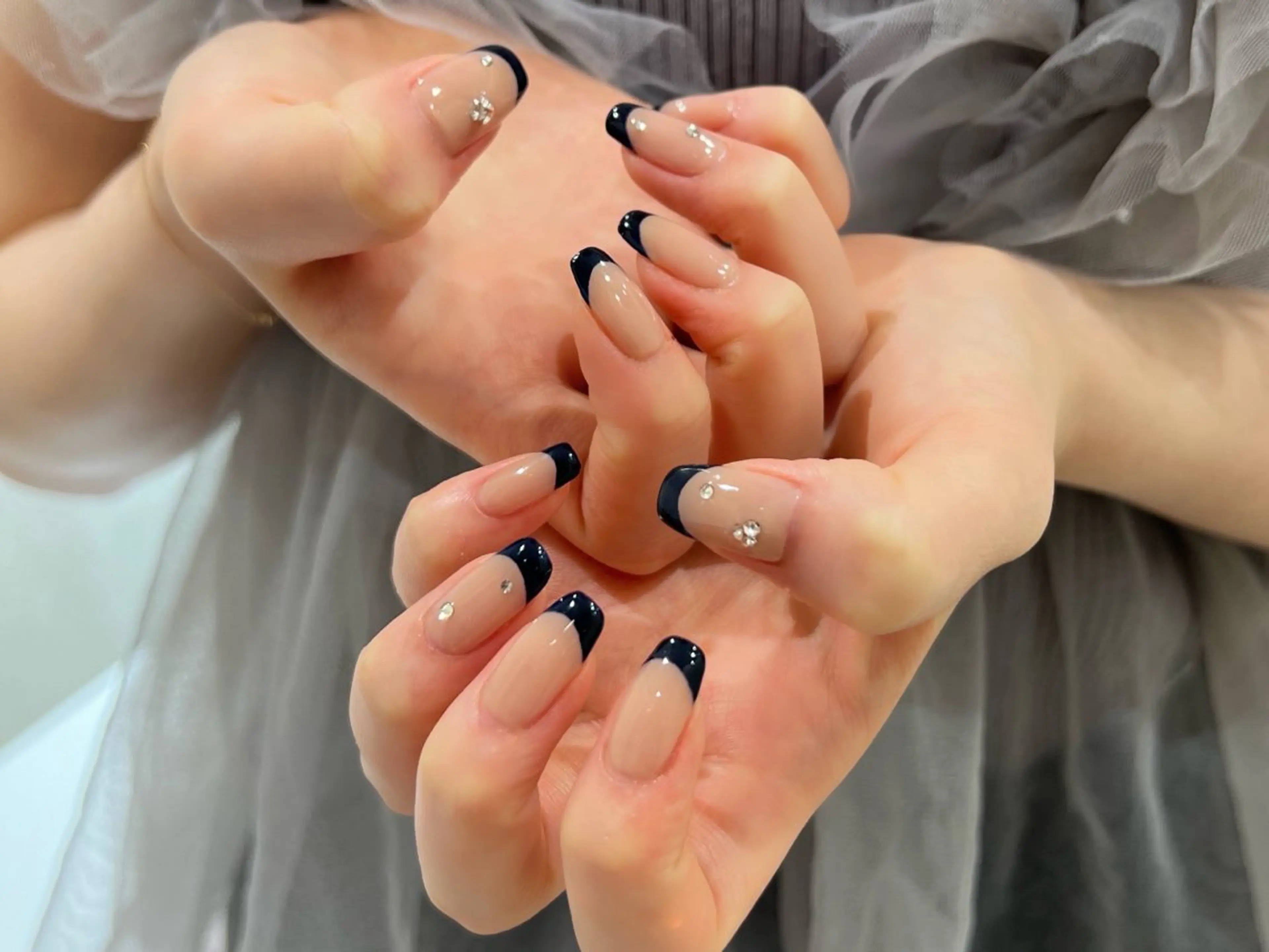 オフ有★【ワンランク上のお洒落!】ワンカラーフレンチ(変形OK!)の写真