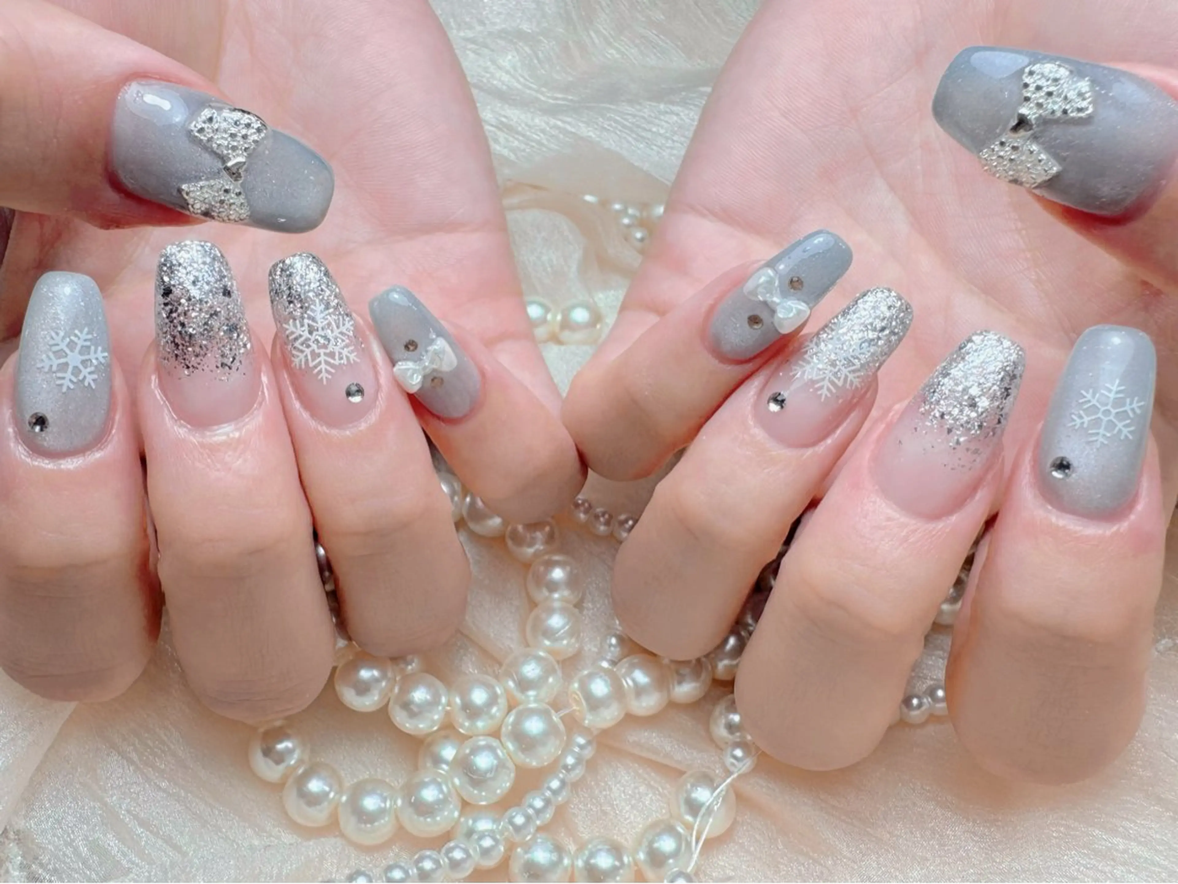 ネイル マジックミラー所属・マジック ミラーのネイルデザイン