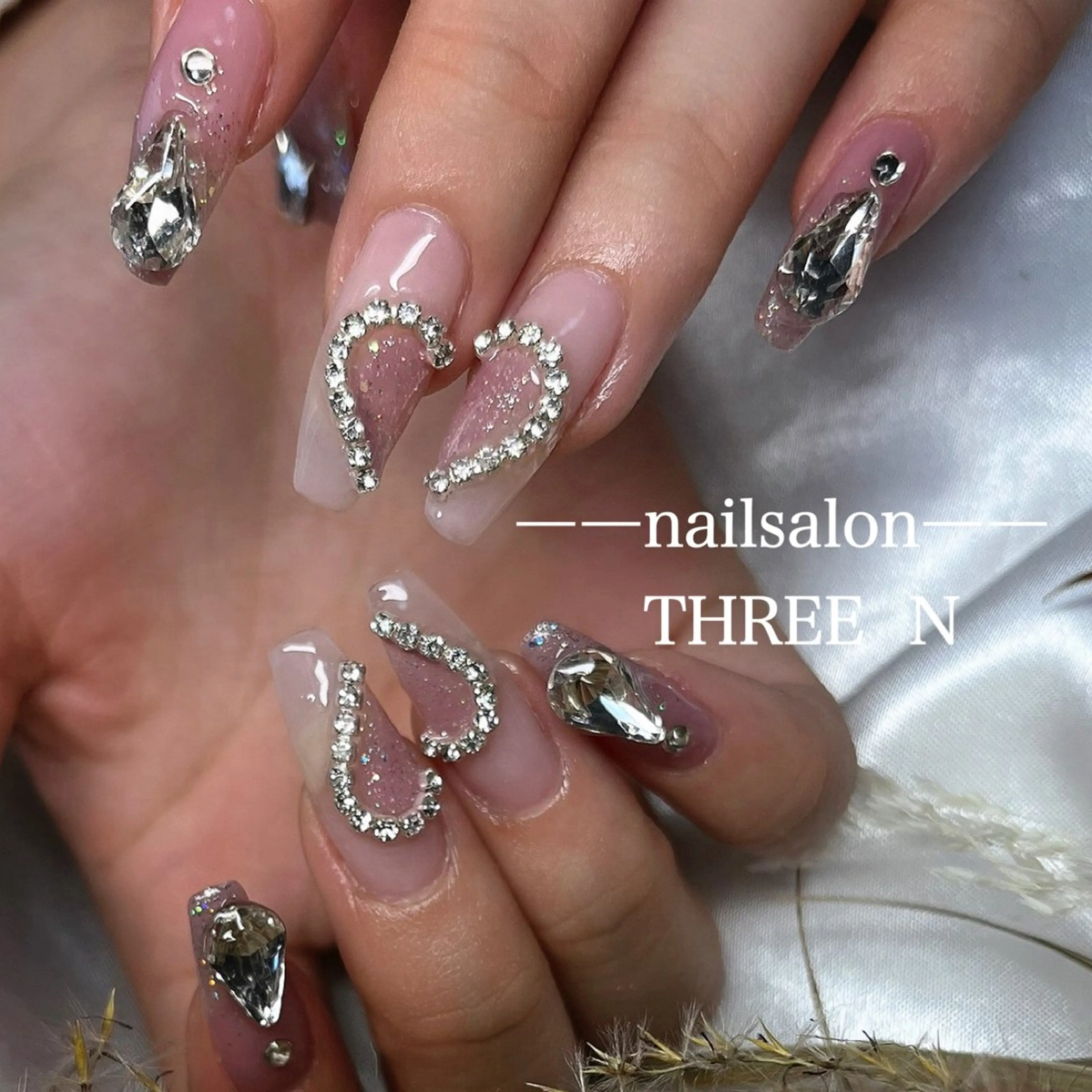ネイル ハンドネイル Nail Salon THREE  Nのネイルデザイン