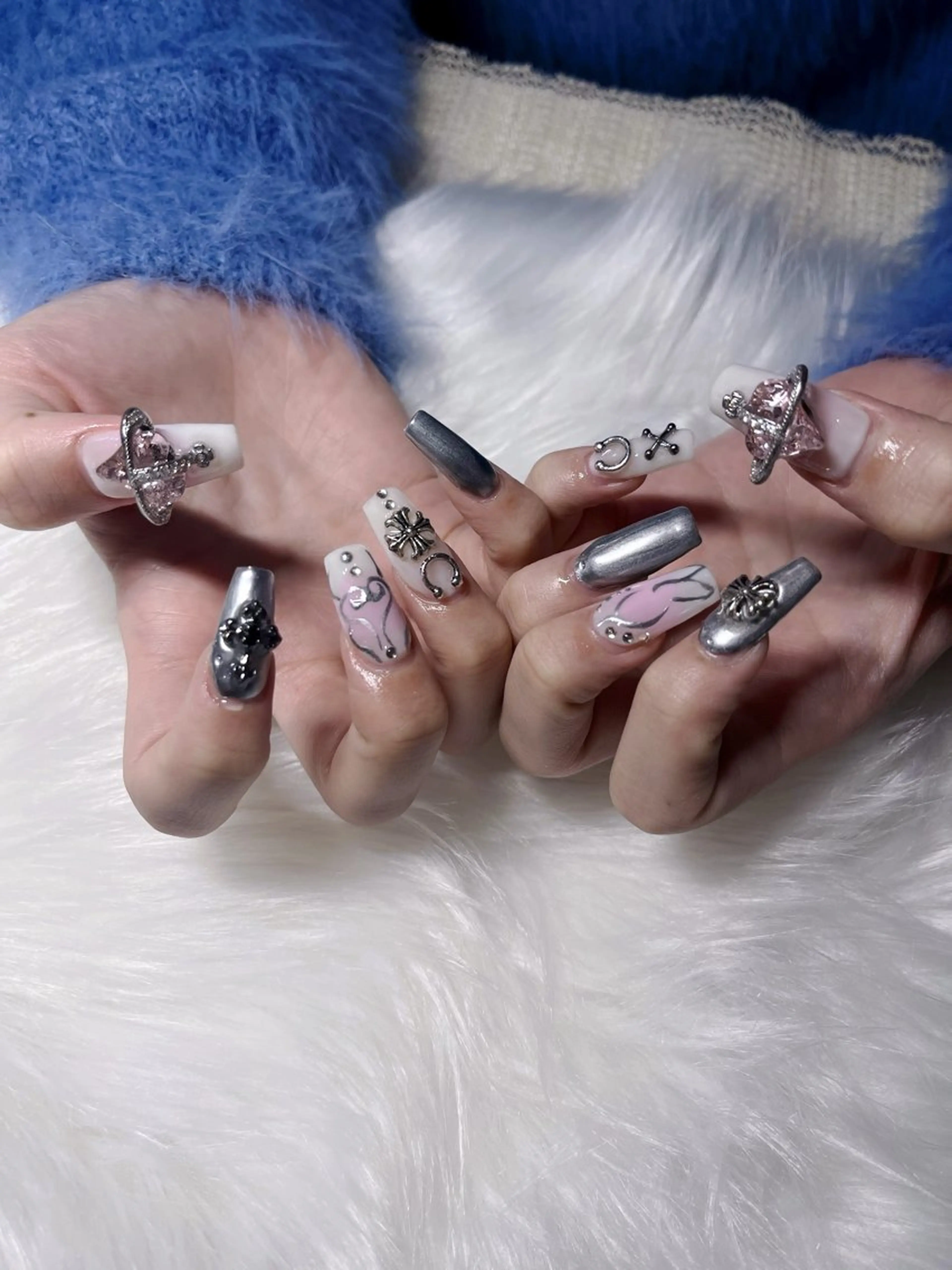 ネイル ハンドネイル MIYA  nail&   eyelash所属・MIYA NAIL シシのネイルデザイン