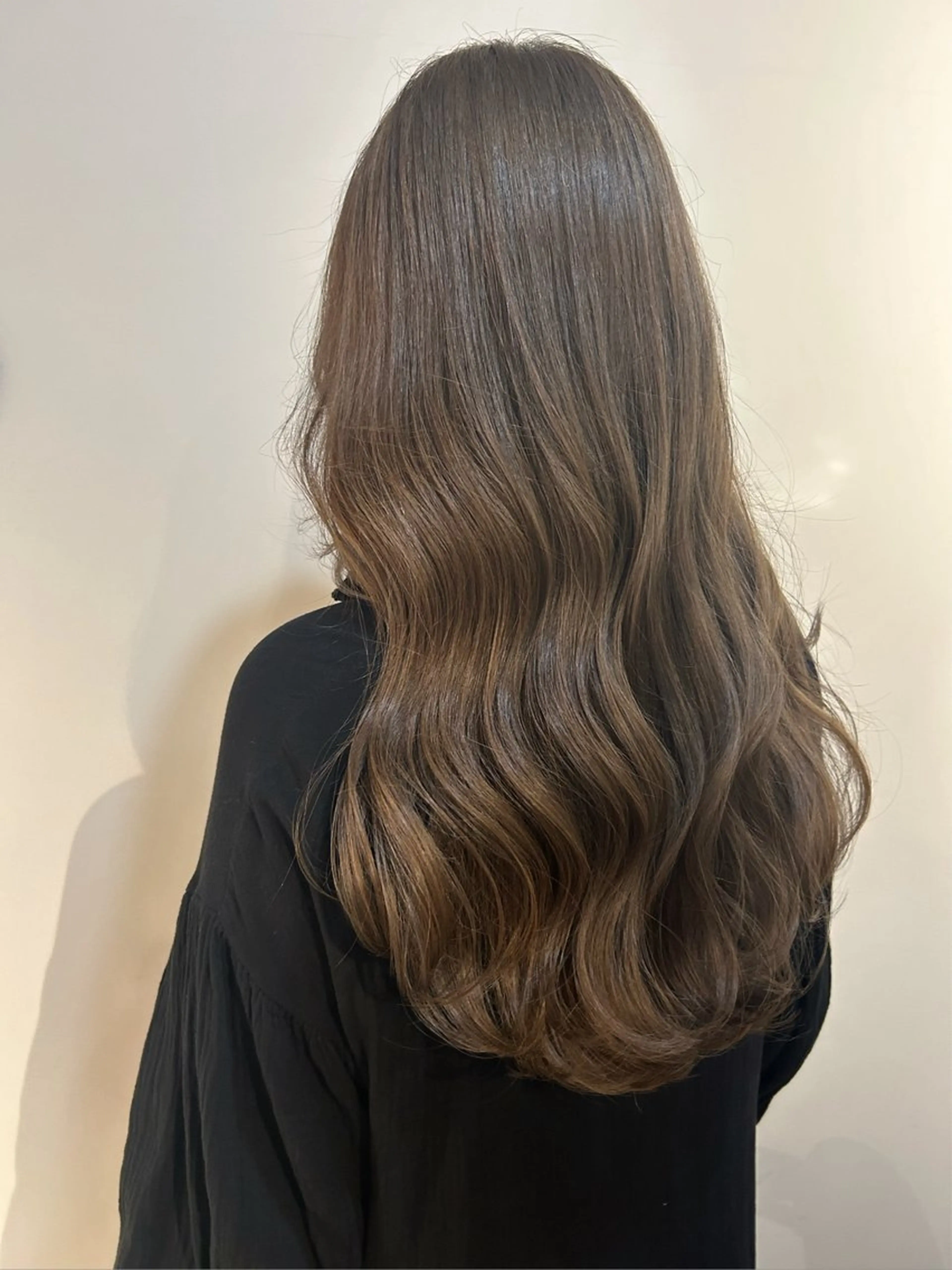 ロング カラー カット ヘアカラー トリートメント ikeda shioriのヘアスタイル