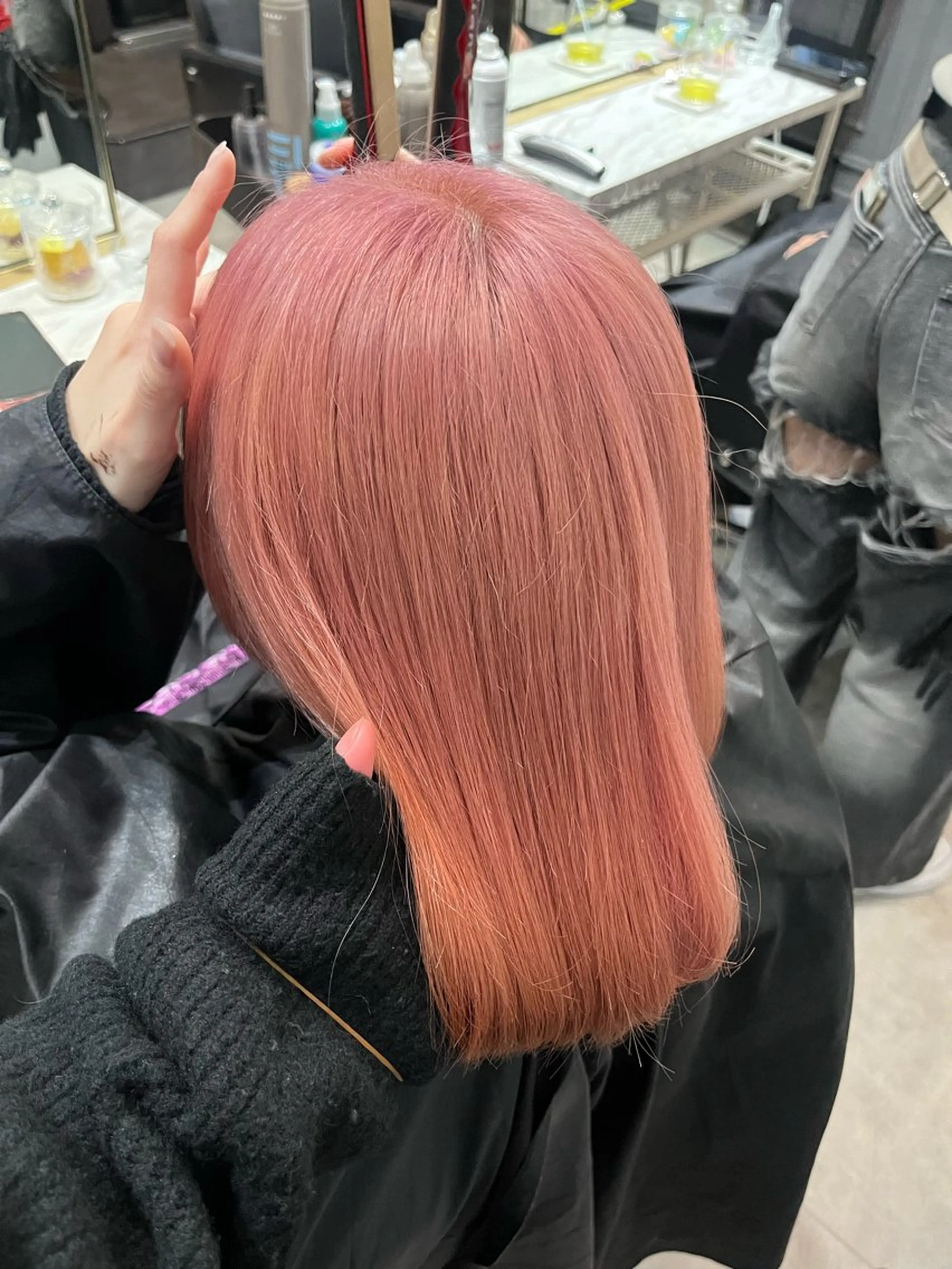 ショート カラー ヘアカラー トリートメント ヘアセット 🎀透明感ブリーチ カラー🎀ミズキのヘアスタイル