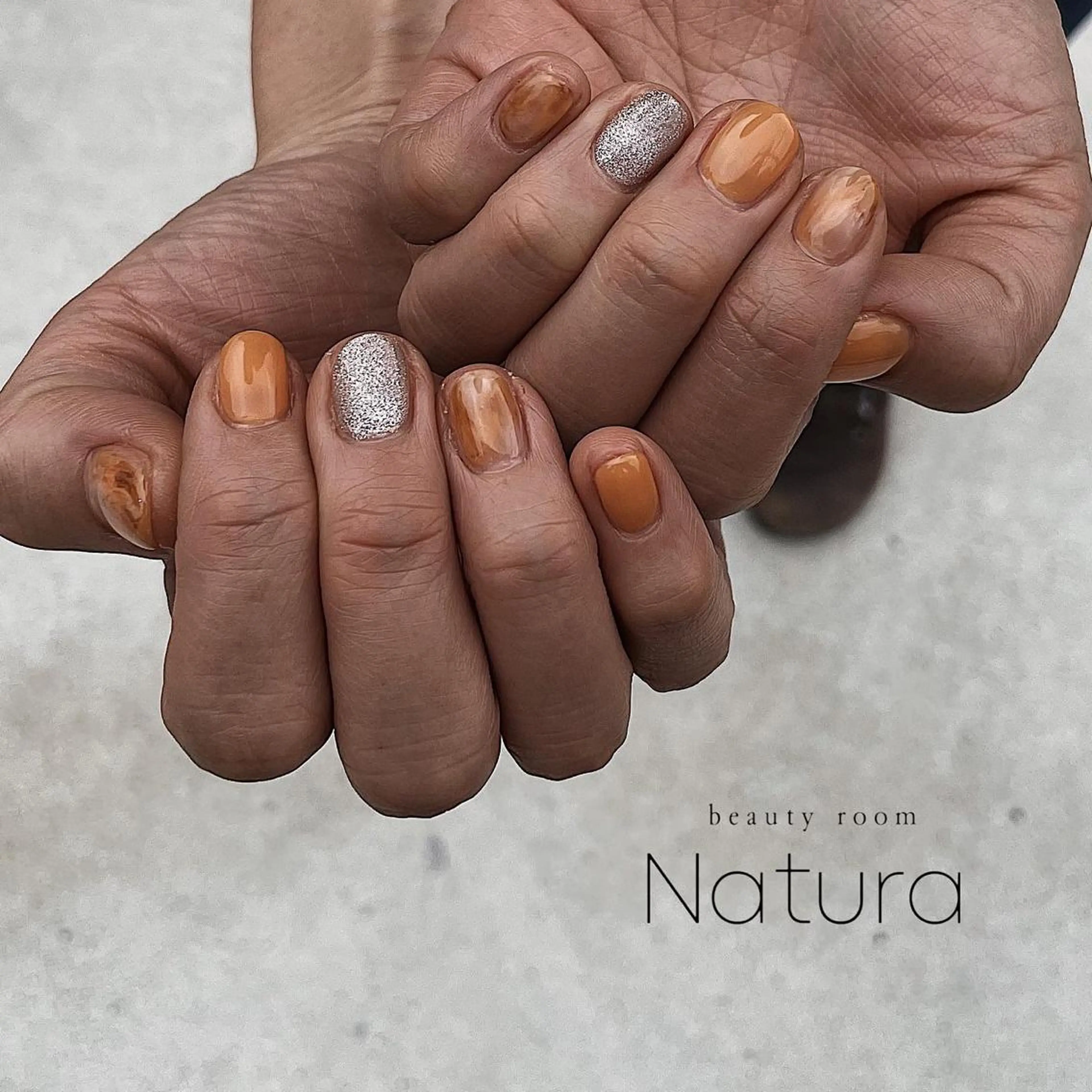 ネイル マツエク・マツパ アイブロウ ハンドネイル beautyroom Naturaのネイルデザイン