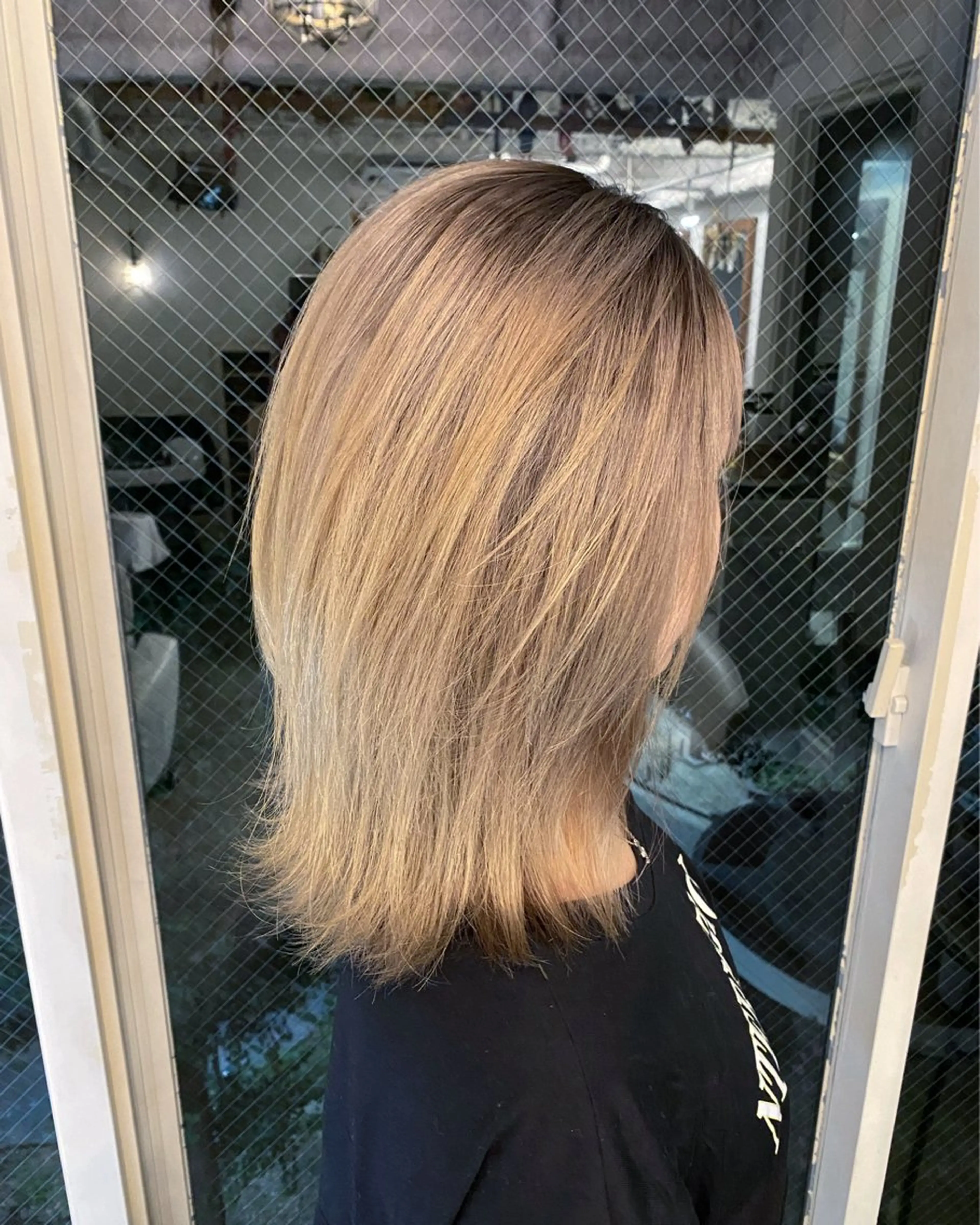 ミディアム レイヤーカット ヘアカラー トリートメント sea's所属・平果帆/レイヤー /矢場町/ブリーチのヘアスタイル
