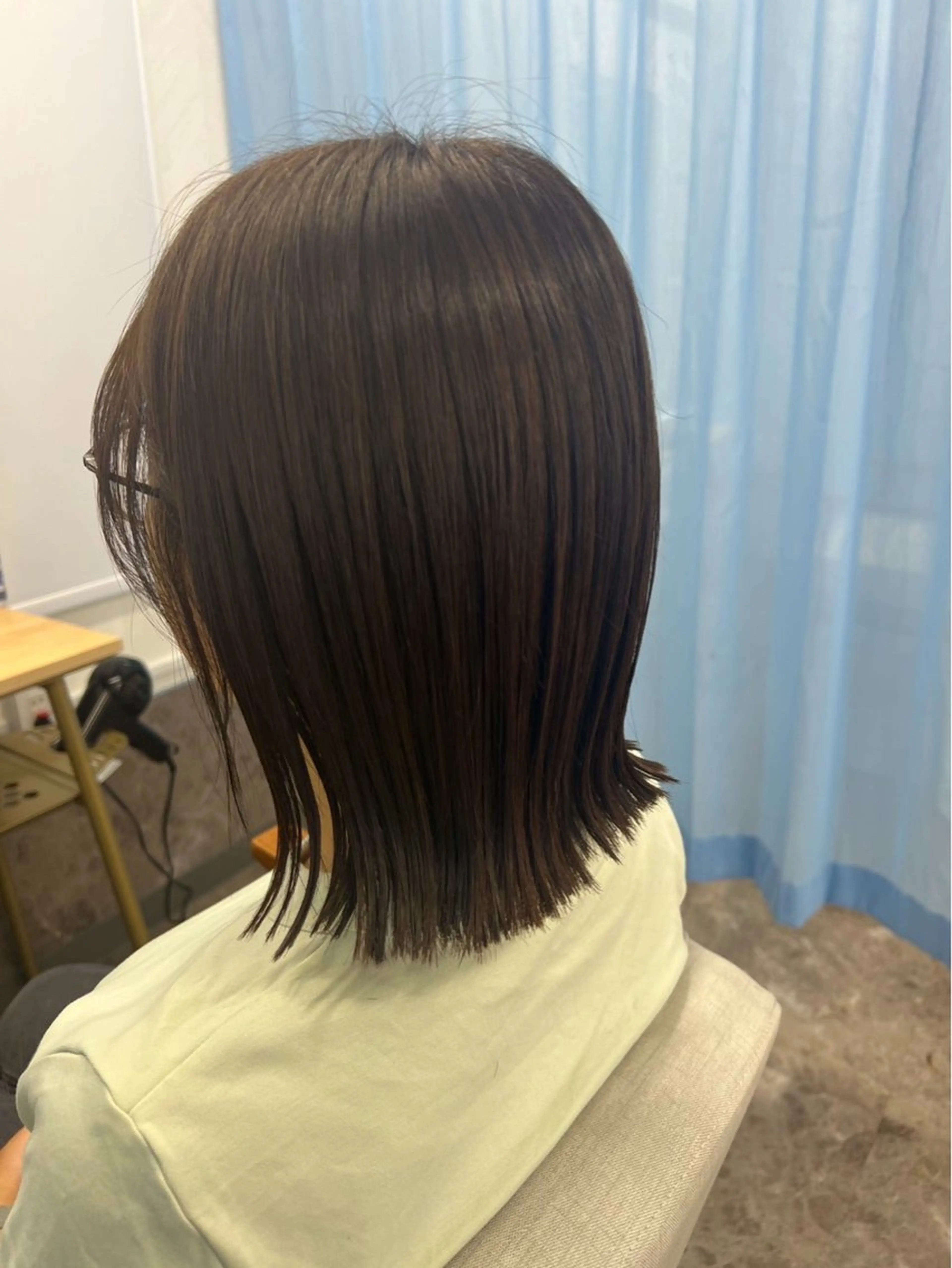 ミディアム カット 宇井 洸稀のヘアスタイル