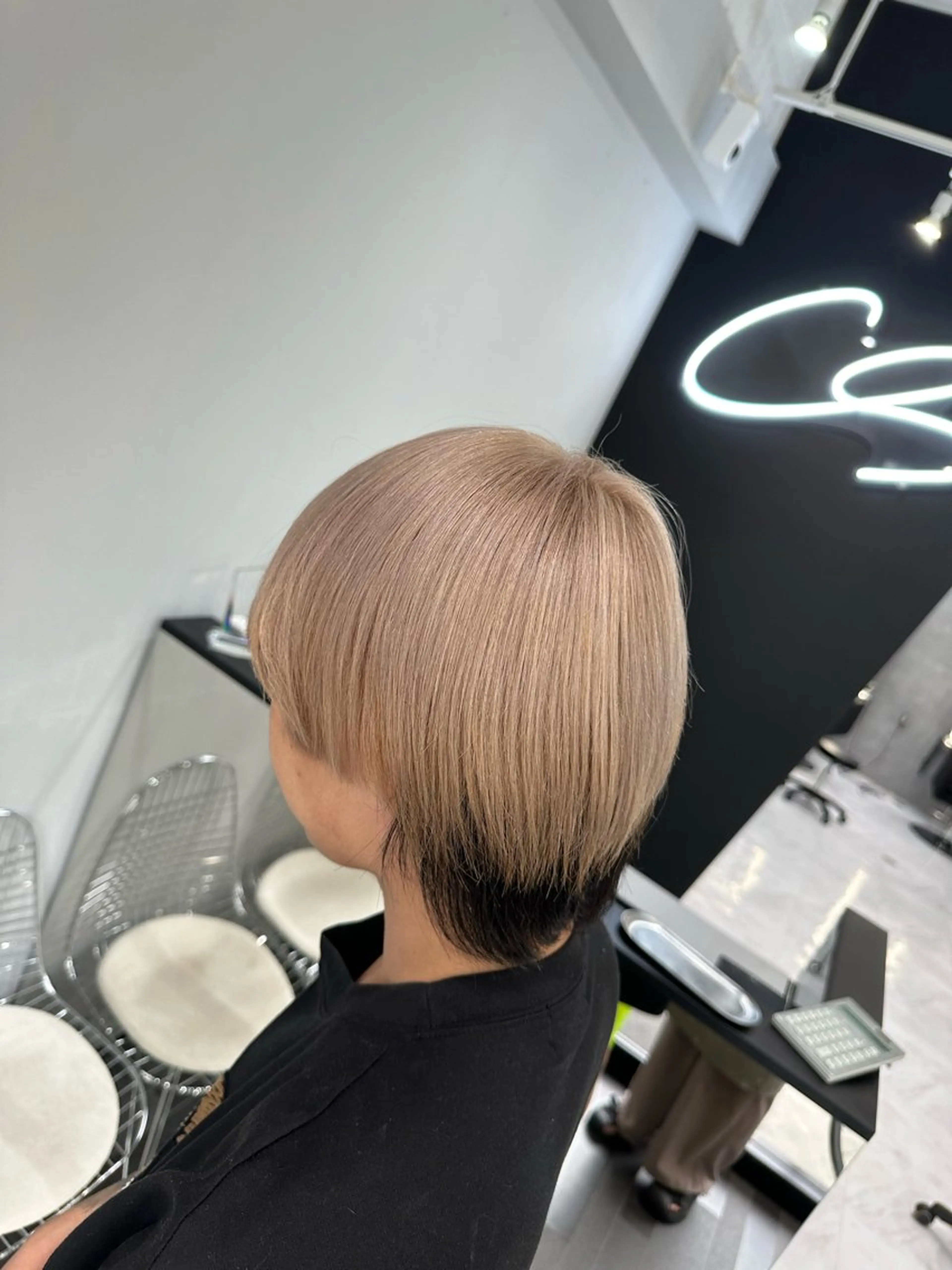 ミディアム カラー メンズ メンズブリーチ メンズインナーカラー マッシュウルフ マッシュ メンズウルフカット カット ヘアカラー トリートメント 透明感/ブリーチ縮毛 /髪質改善/星野純一のヘアスタイル