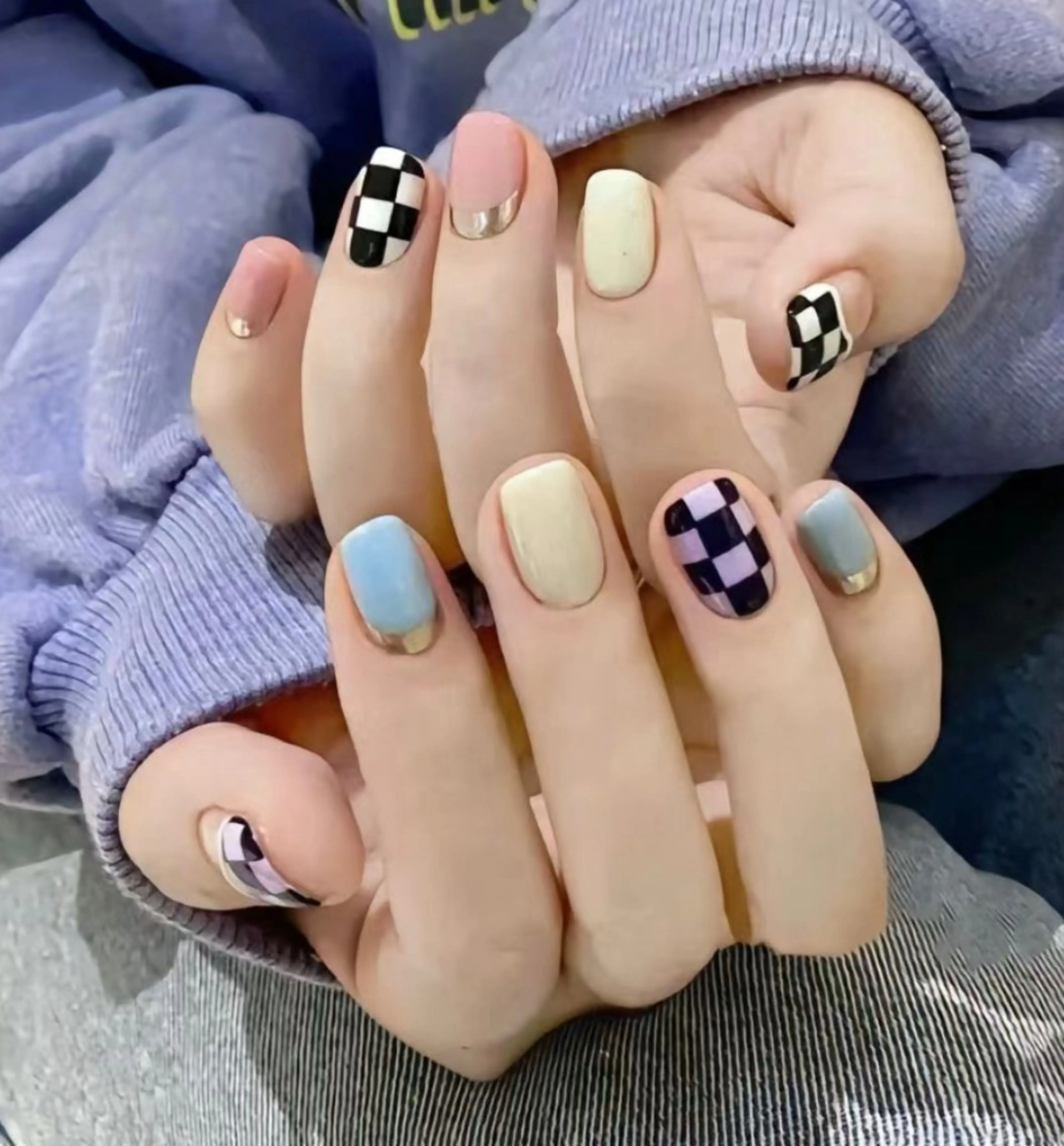 ネイル ハンドネイル ハンドケア 🤩 Yuliaユリアのネイルデザイン
