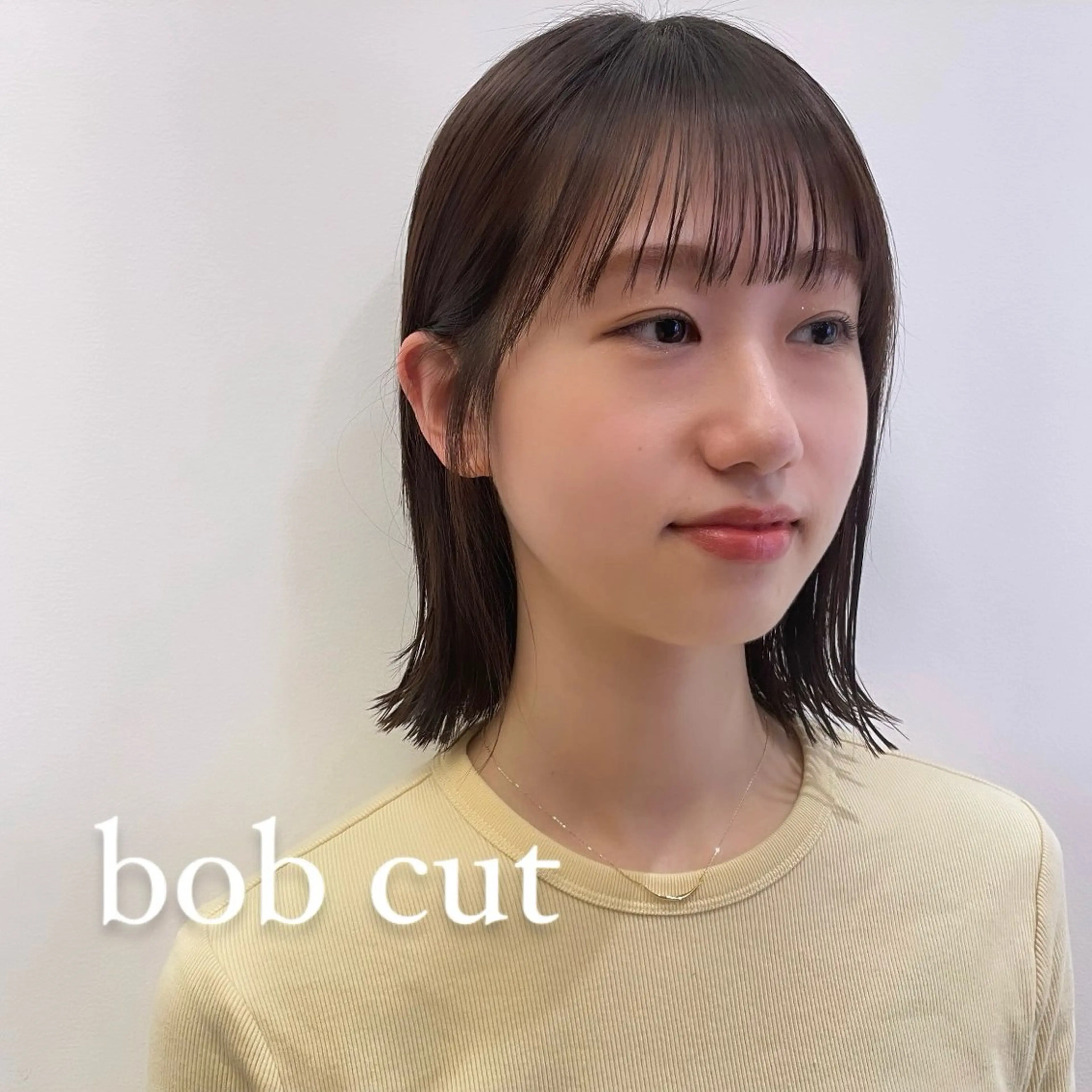 ミディアム カラー 切りっぱなしボブ ベージュカラー グレージュ ボブ 外ハネヘア カット ヘアカラー ボブパーマ ♡ヨシカワハナコのヘアスタイル