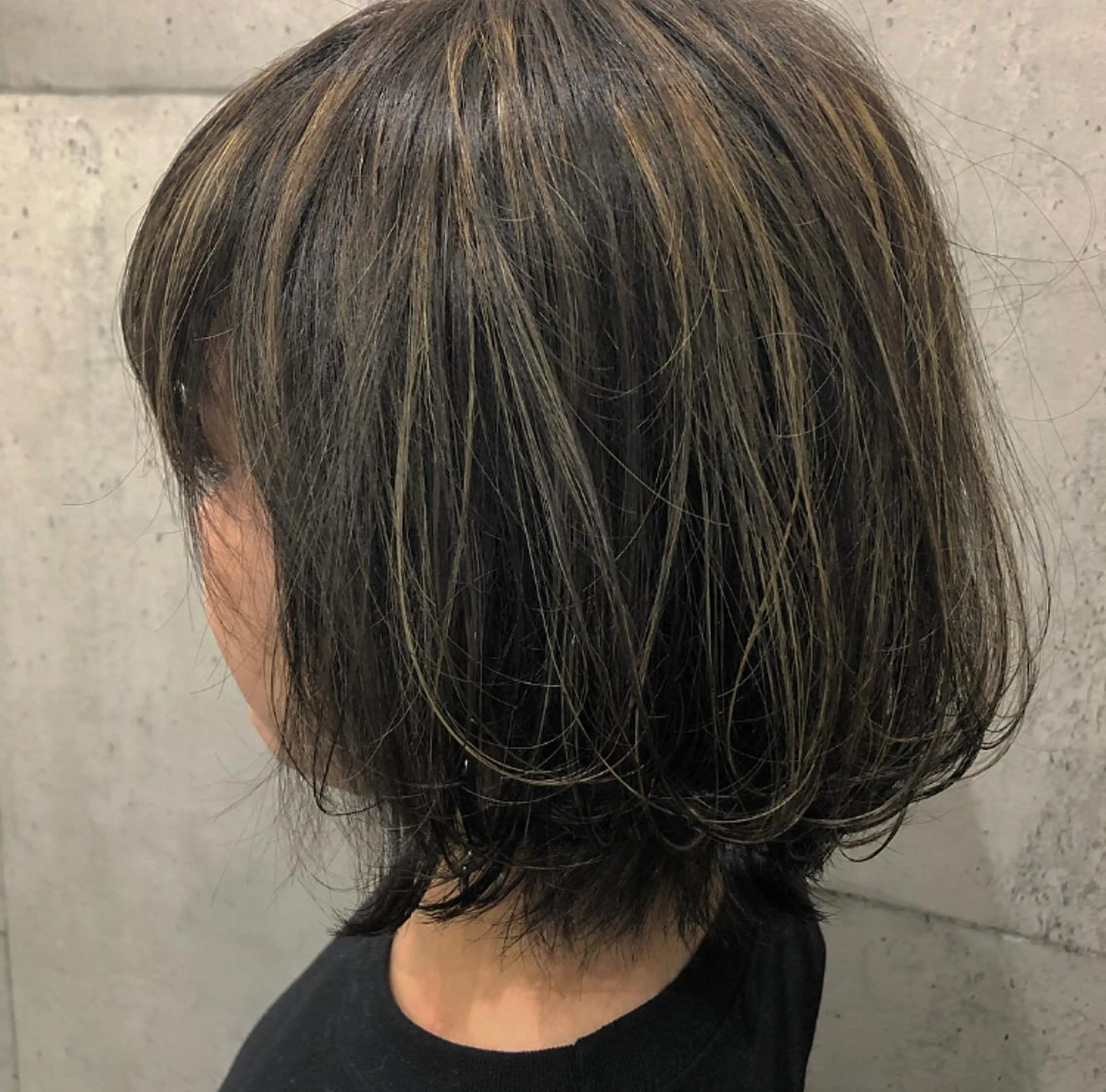 ショート カラー ハイライトカラー ハイライト hair  space Atoz所属・東 寛道のヘアスタイル