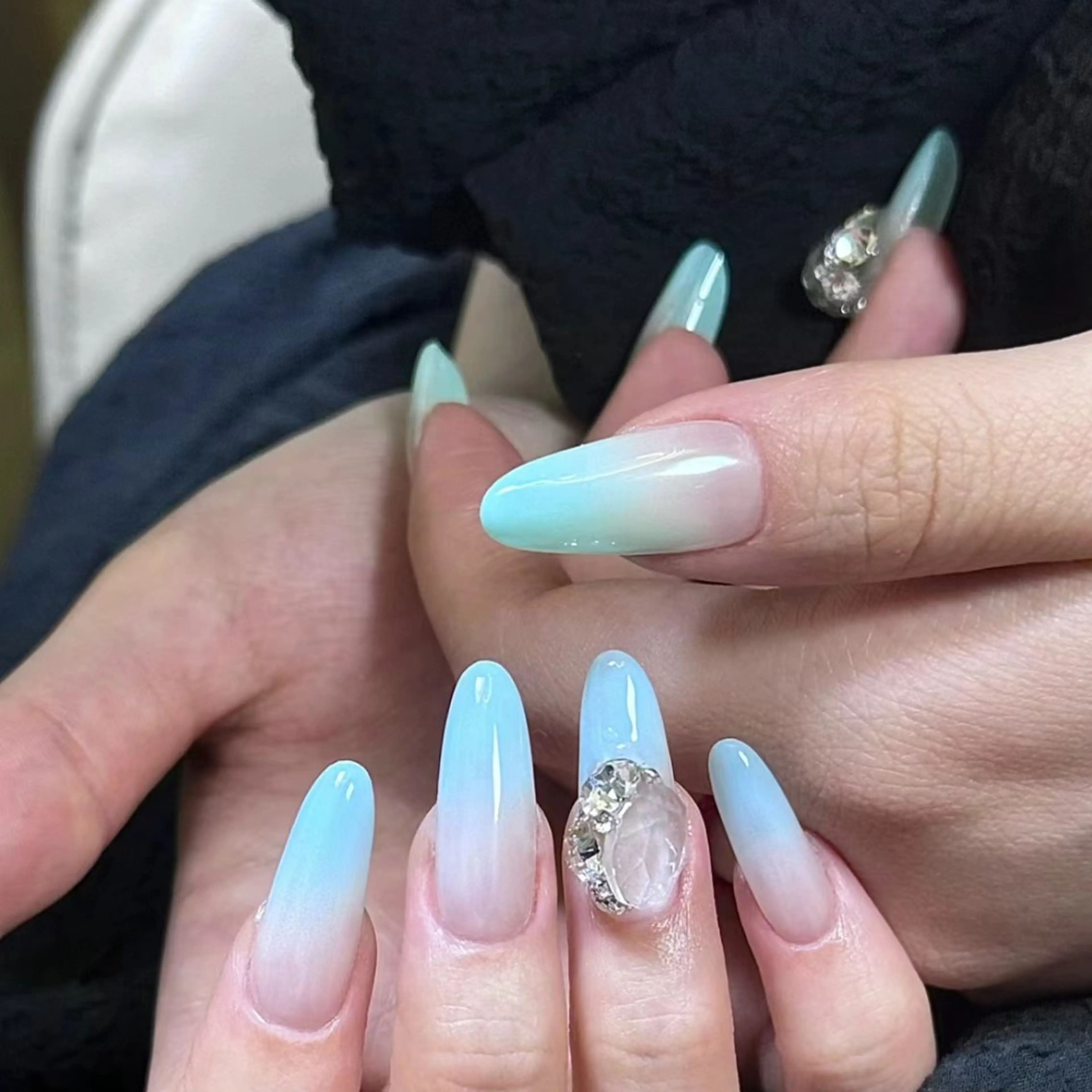 ネイル ハンドネイル 🍑 momo_nailのネイルデザイン
