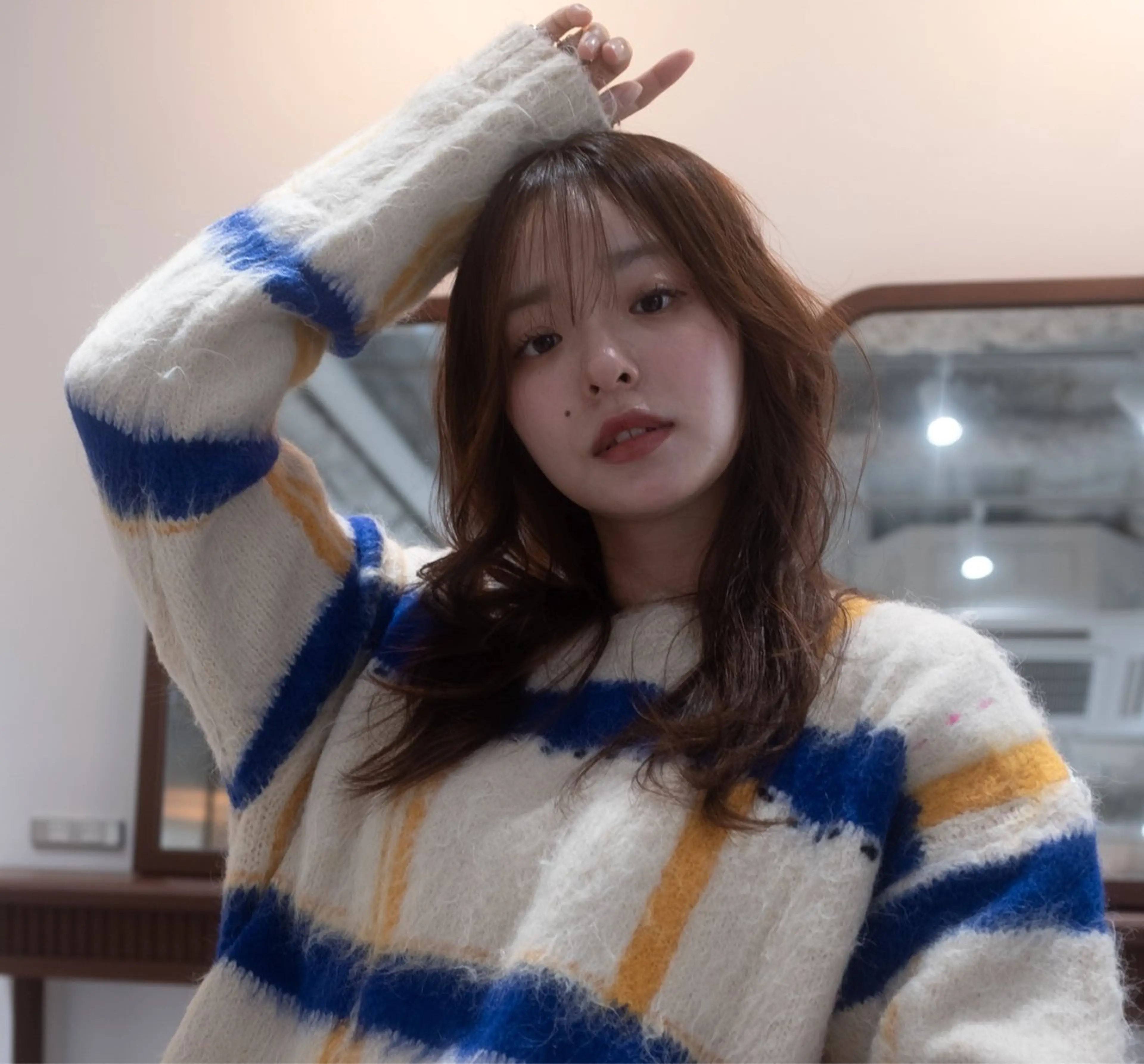 セミロング カラー お団子ヘア アッシュ ミストバング ベージュカラー ブルーカラー opus 店長 大和　健生のヘアスタイル
