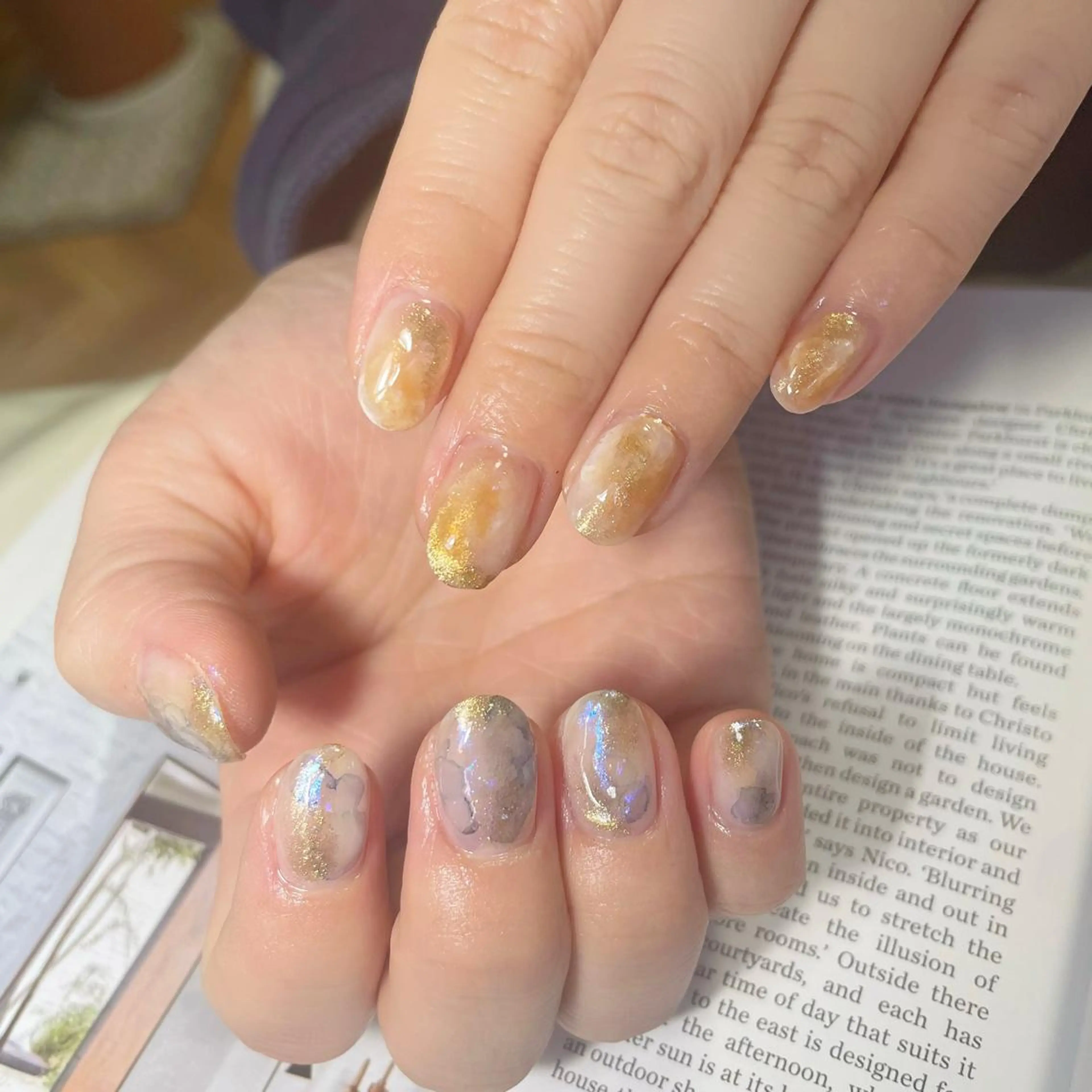 ネイル ニュアンスネイル Lofinails ちひろのネイルデザイン