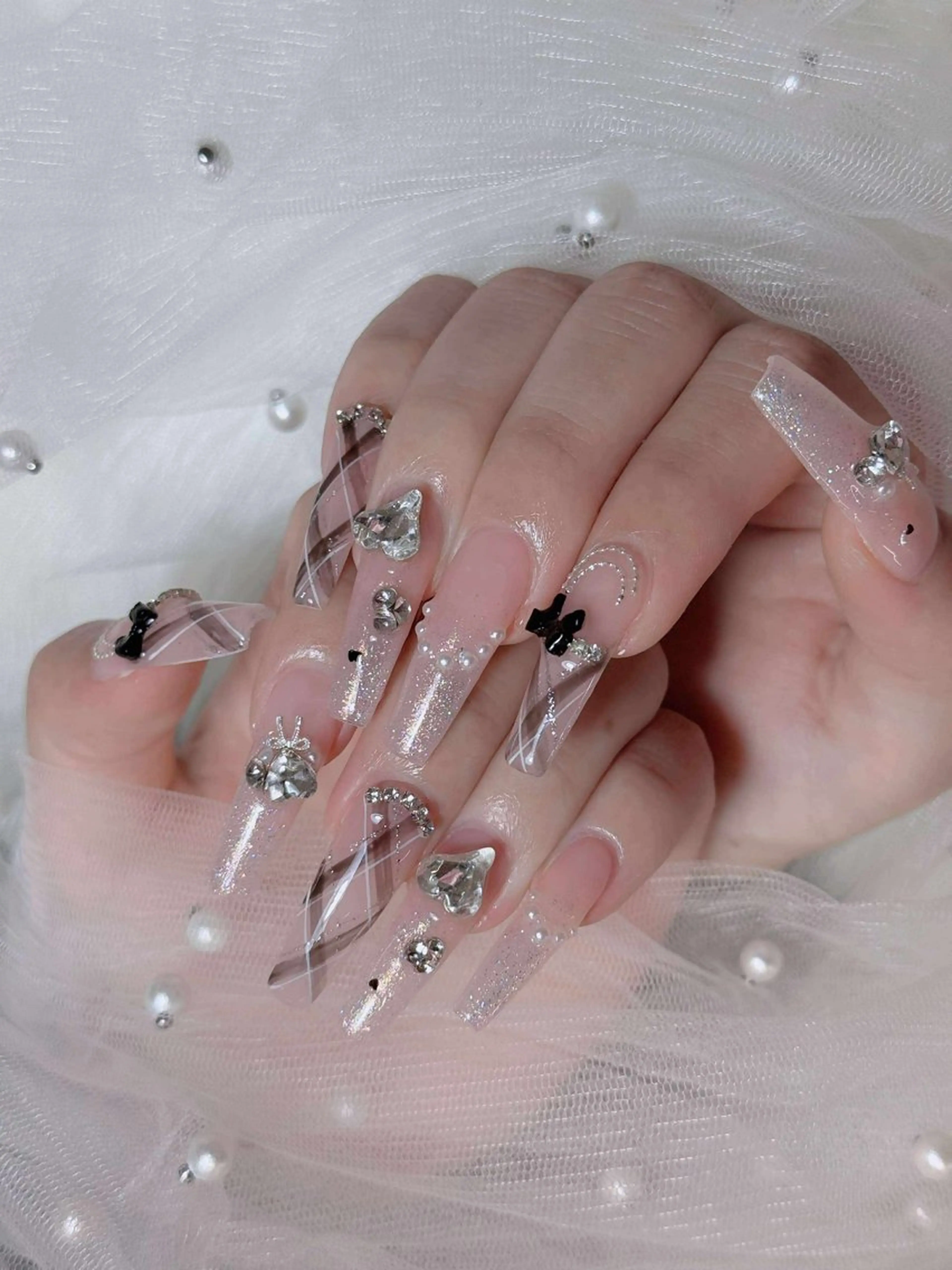 ネイル オーロラネイル チークネイル フットネイル フレンチネイル ハロウィン ハンドネイル Lumi Nail 新大久保3‘のネイルデザイン