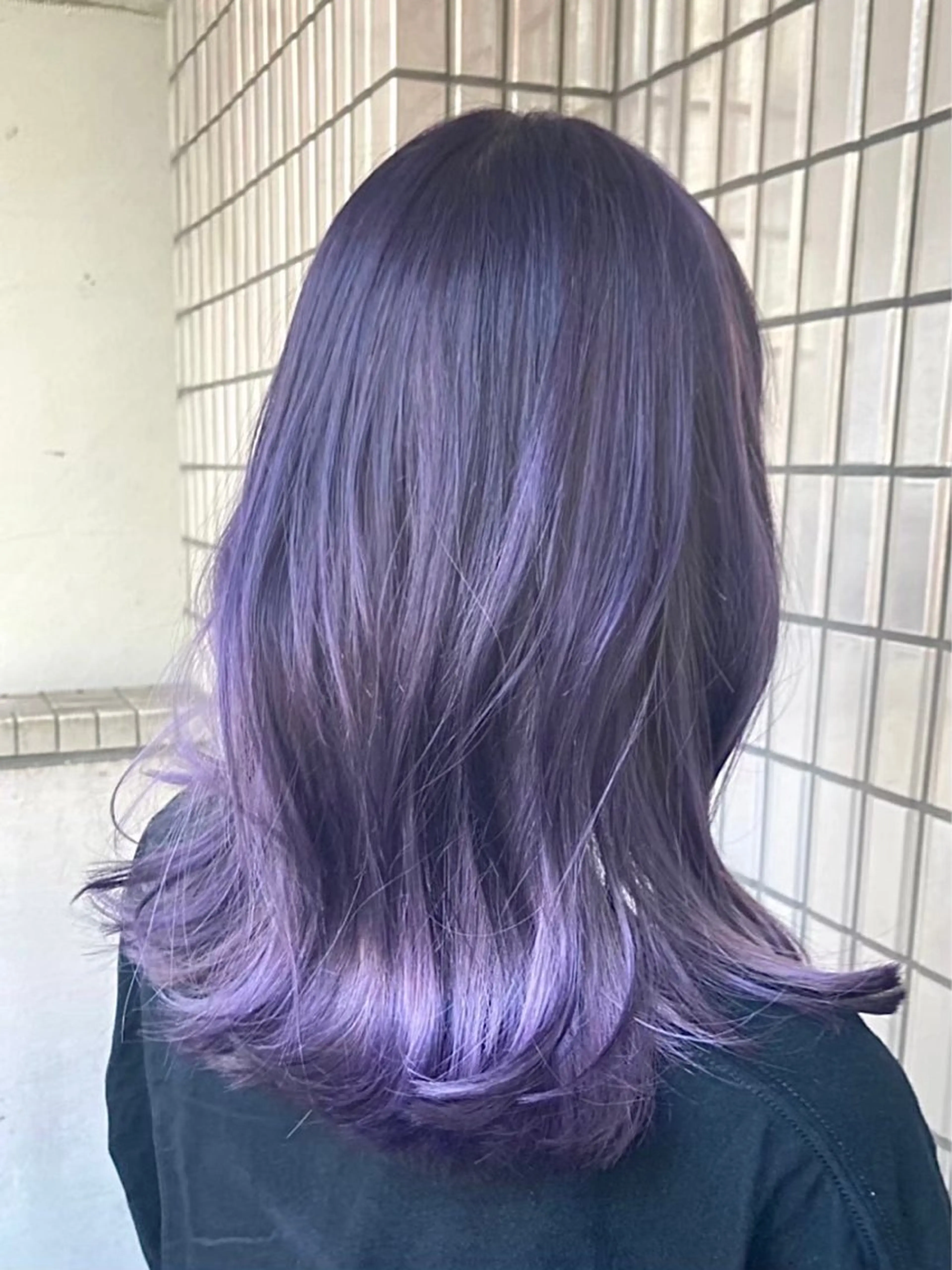 カラー 安田 吉宏のヘアスタイル