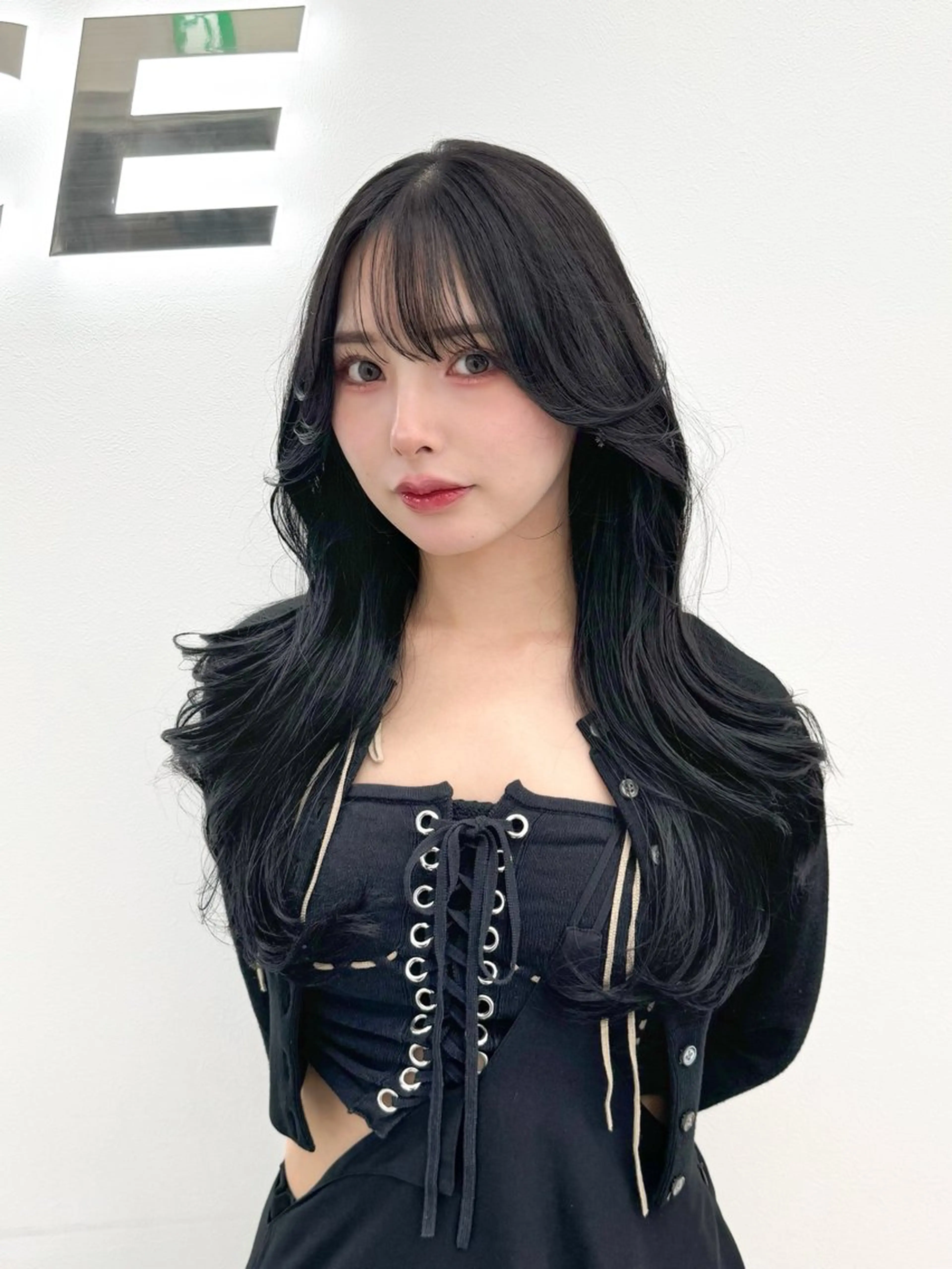 ロング カラー ハッシュカット ヨシンモリ 韓国風ヘア レイヤーカット ワンホンレイヤー 大人っぽ韓国レディ レイヤー🤍RIKUのヘアスタイル