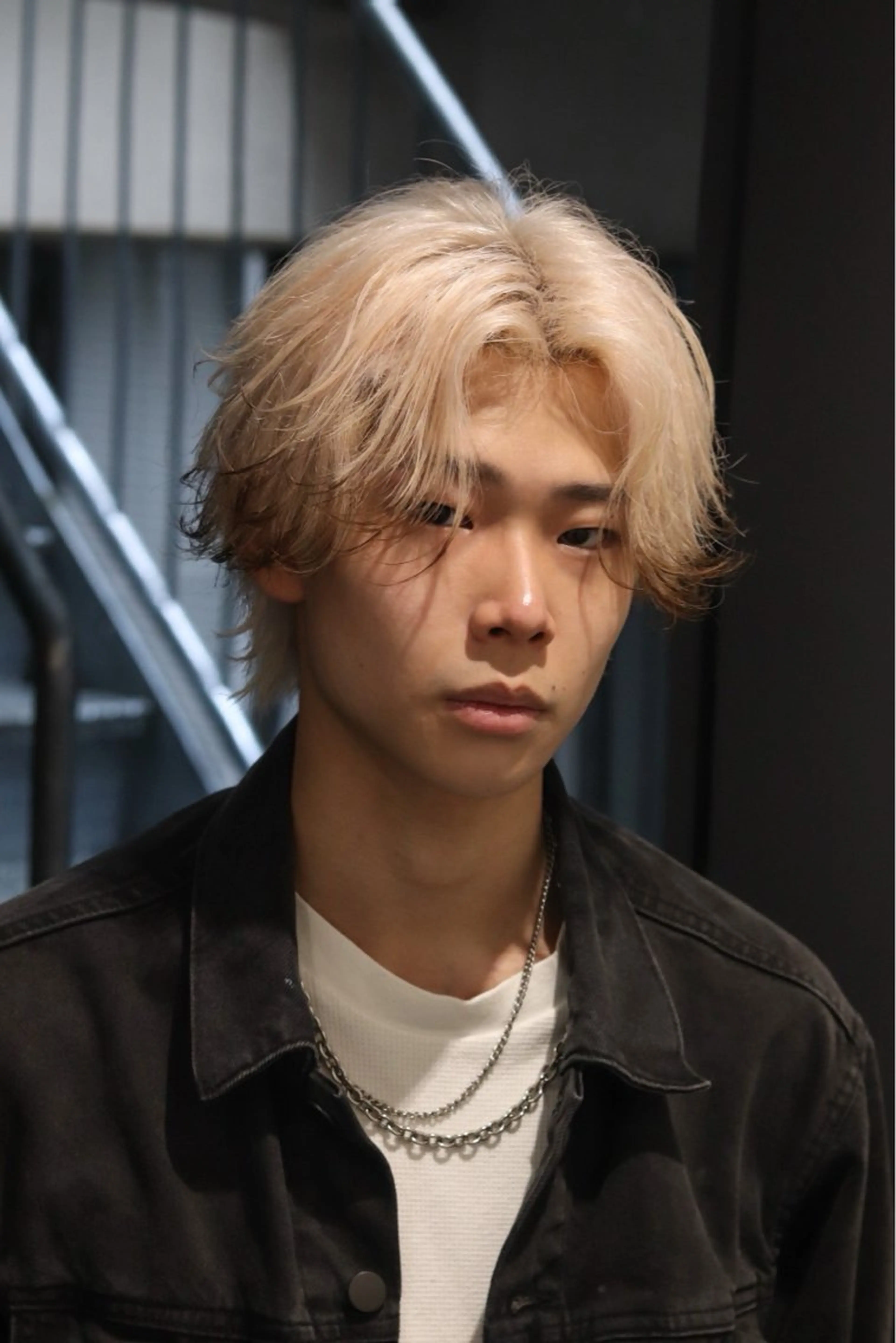 ショート カラー メンズ カット ヘアカラー メンズ特化🧞‍♂️ ASHU🧞‍♂️のヘアスタイル