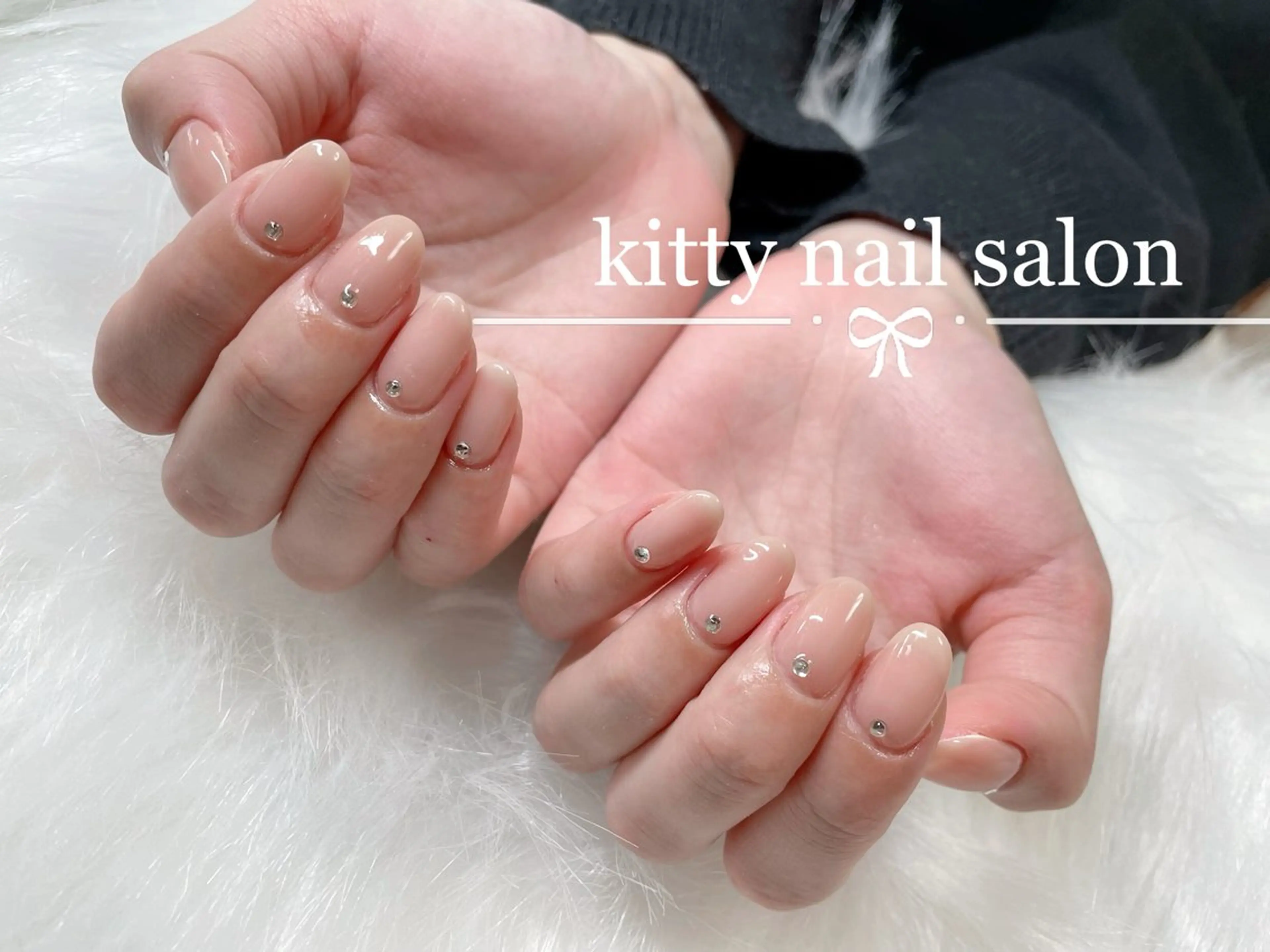 ネイル ストーンネイル ハンドネイル kitty nail salonのネイルデザイン