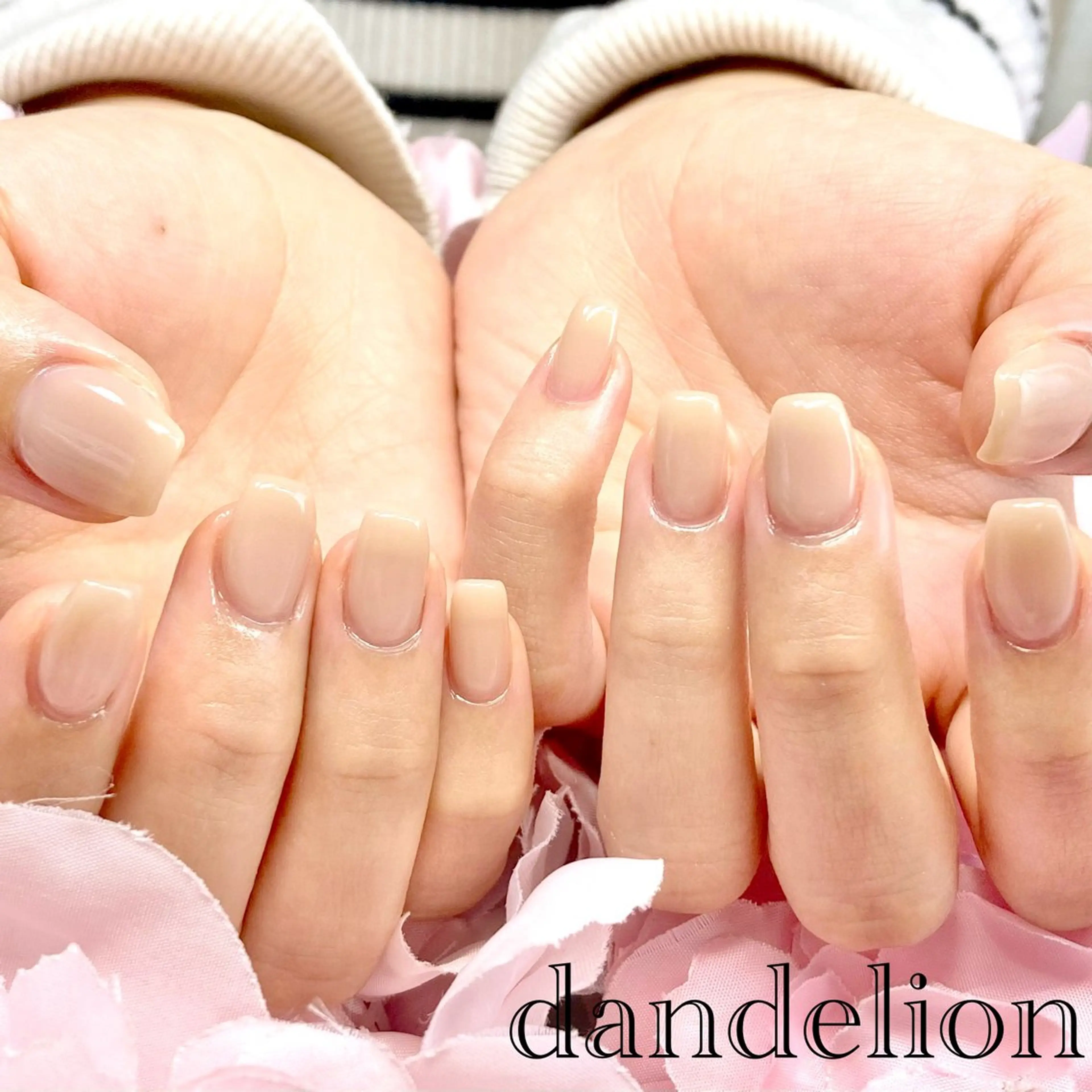 ネイル ハンドネイル ハンドケア dandelion ダンデライオンのネイルデザイン