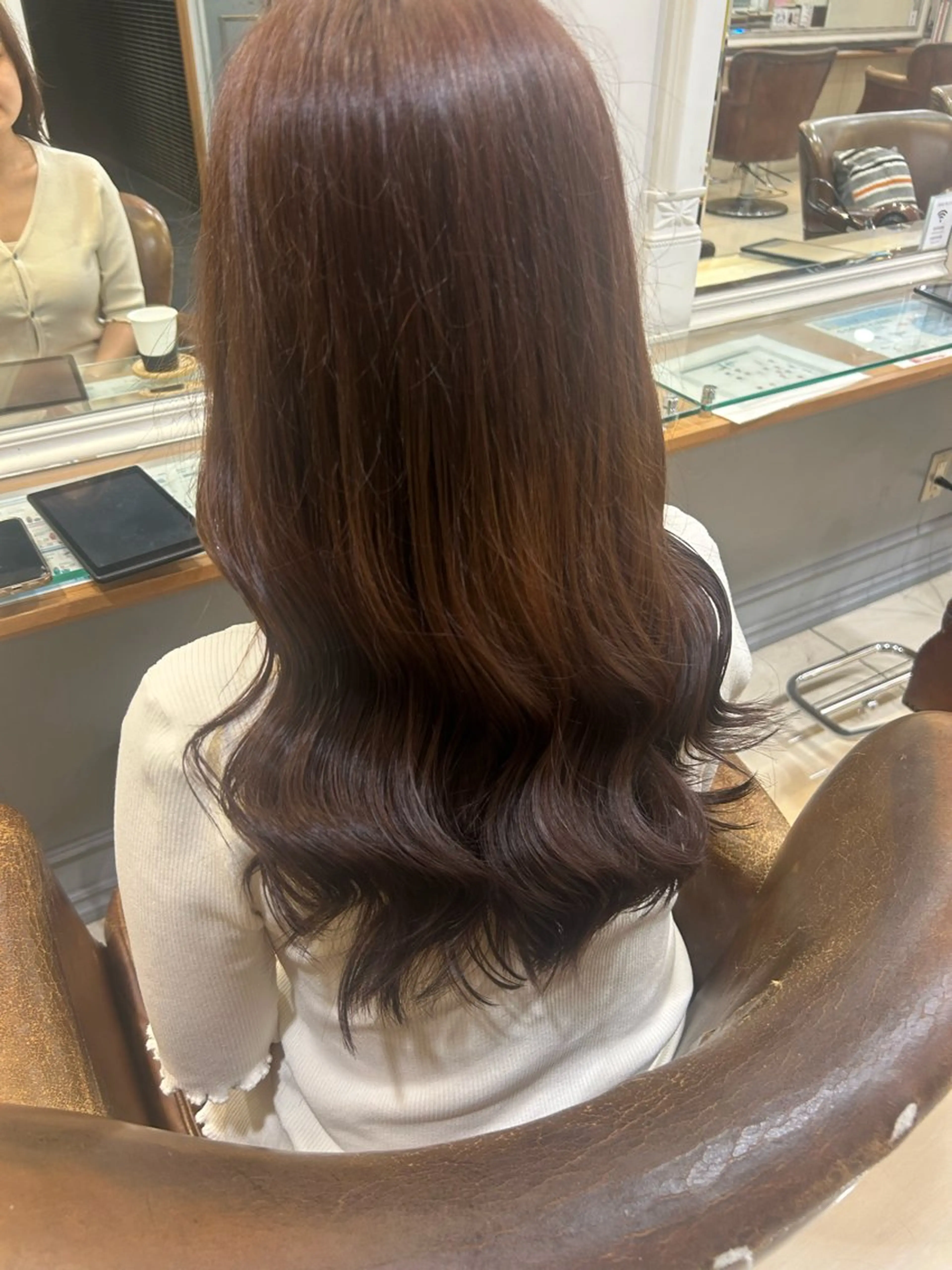 ロング ヘアカラー IRICO たまプラーザ所属・韓国ヘアー🇰🇷 MIWAのヘアスタイル