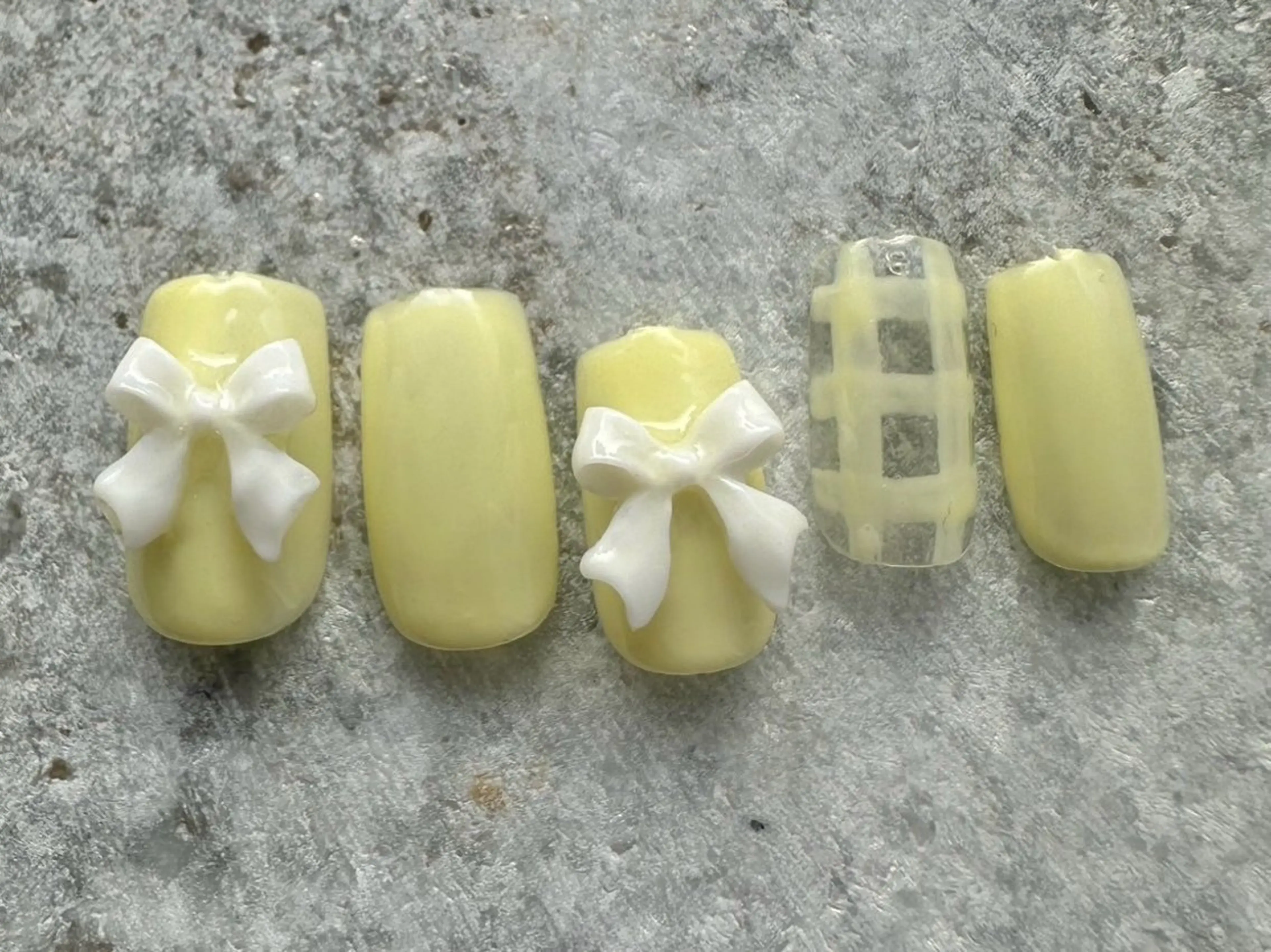 ネイル IRY nail 黒須莉奈のネイルデザイン