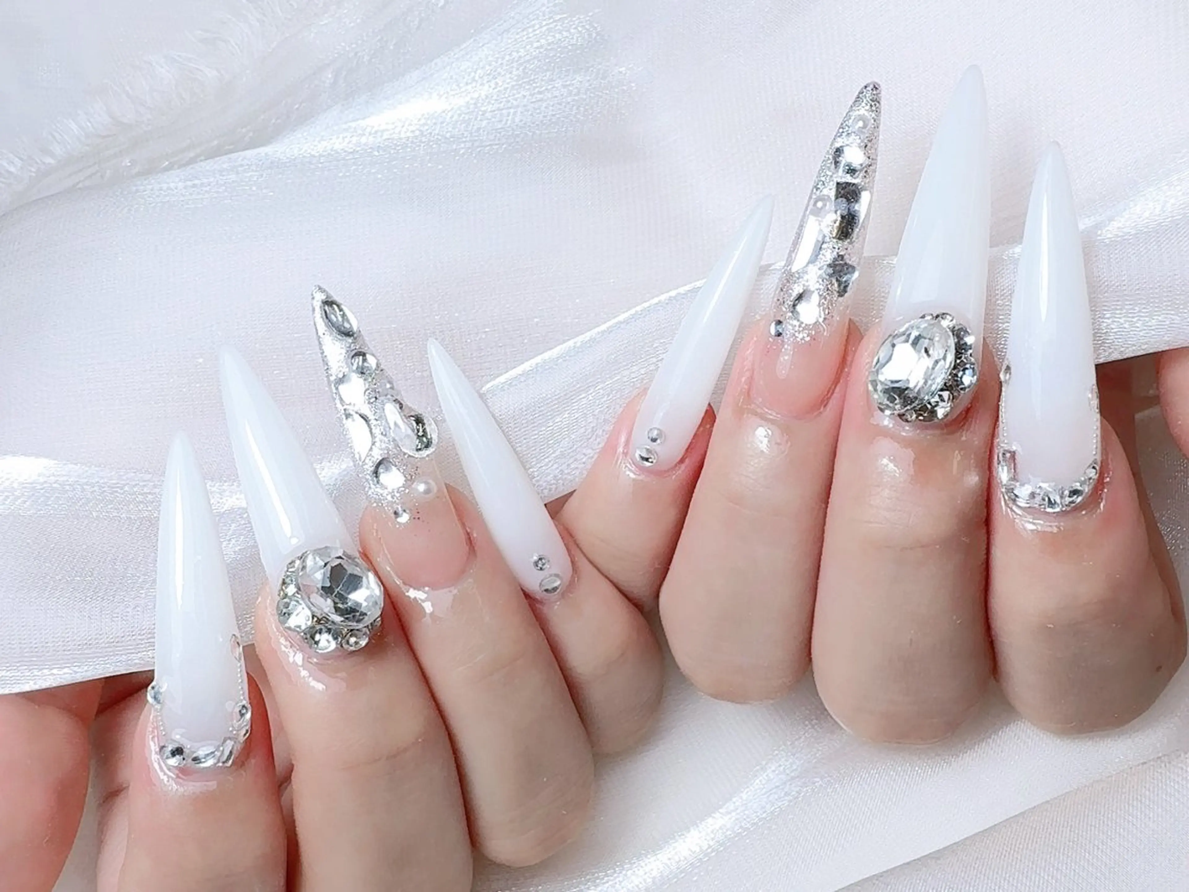 ネイル ハンドネイル 🎀Ｍ nails✨ ビューティーのネイルデザイン