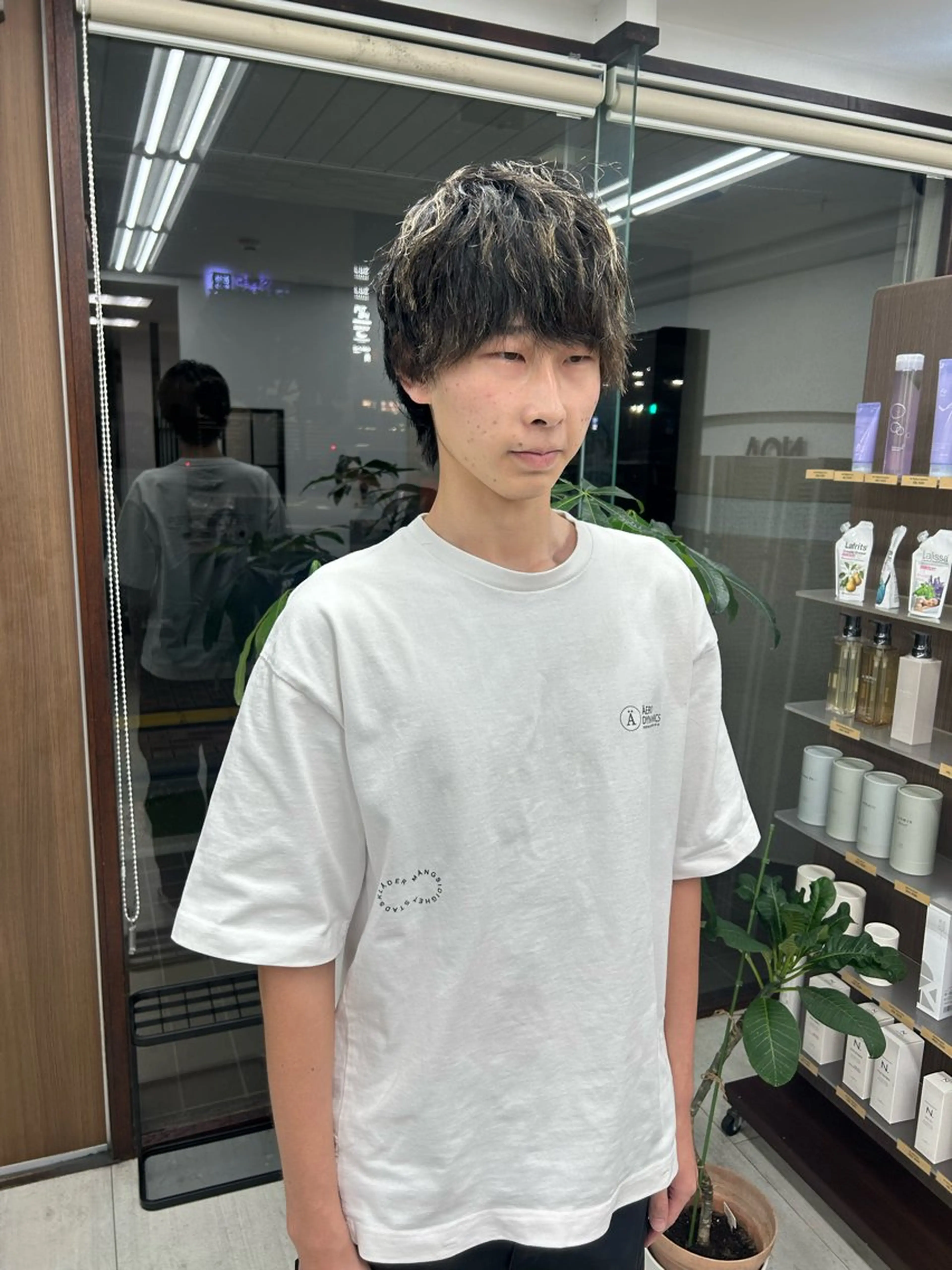 ショート カラー パーマ メンズ メンズハイライト メンズウルフカット ハイライトカラー ハイライト ウルフカット トレンドメンズパーマ /タカシマダイスケのヘアスタイル