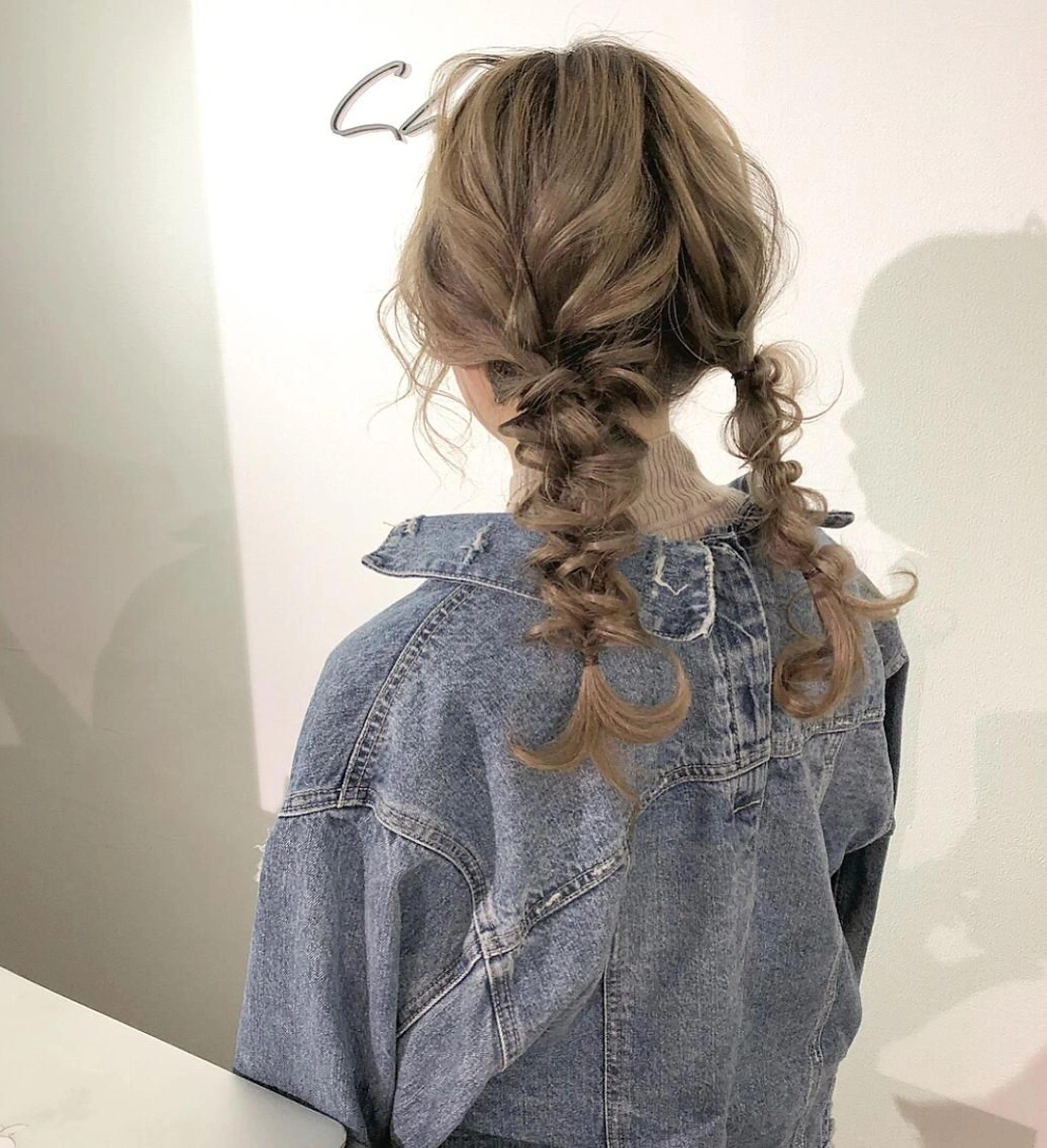 ロング ヘアアレンジ ツインテール autre所属・大久保 ひでなりのヘアスタイル