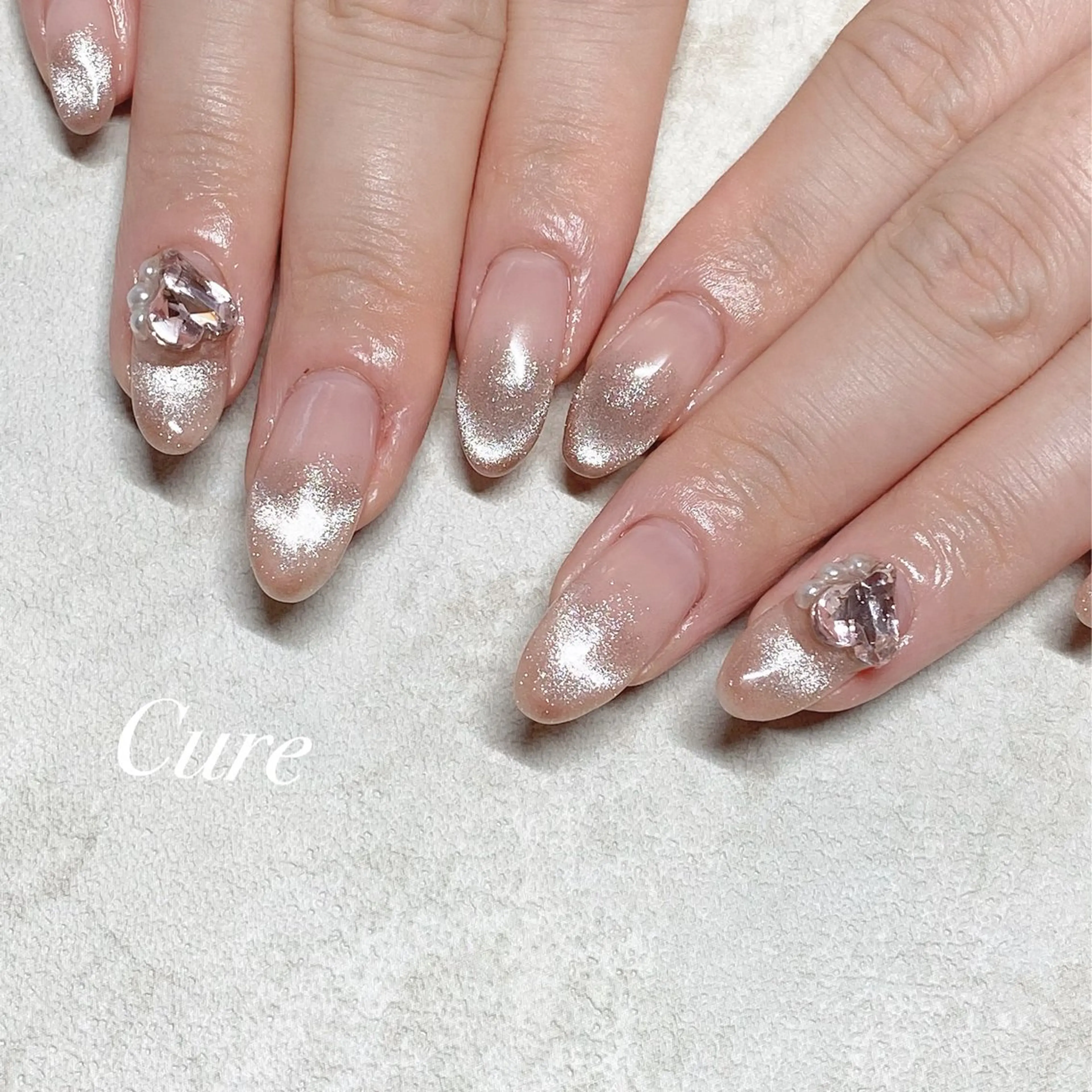 ネイル Nail&まつげエクステSalon Cure所属・岡本 奈央子のネイルデザイン