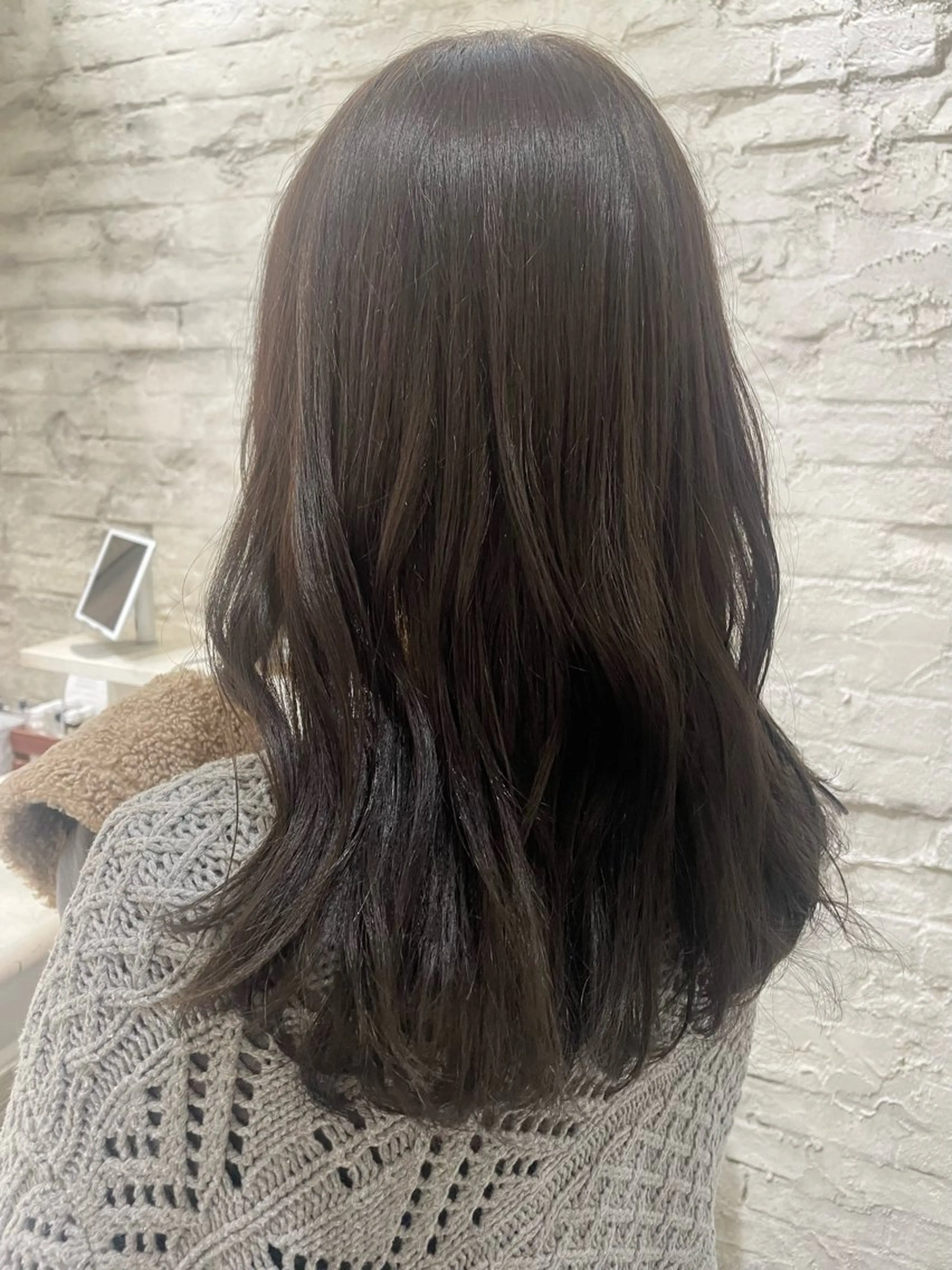 ミディアム ヘアカラー Chacolle perch 北千住店所属・瑞慶覧 翔のヘアスタイル