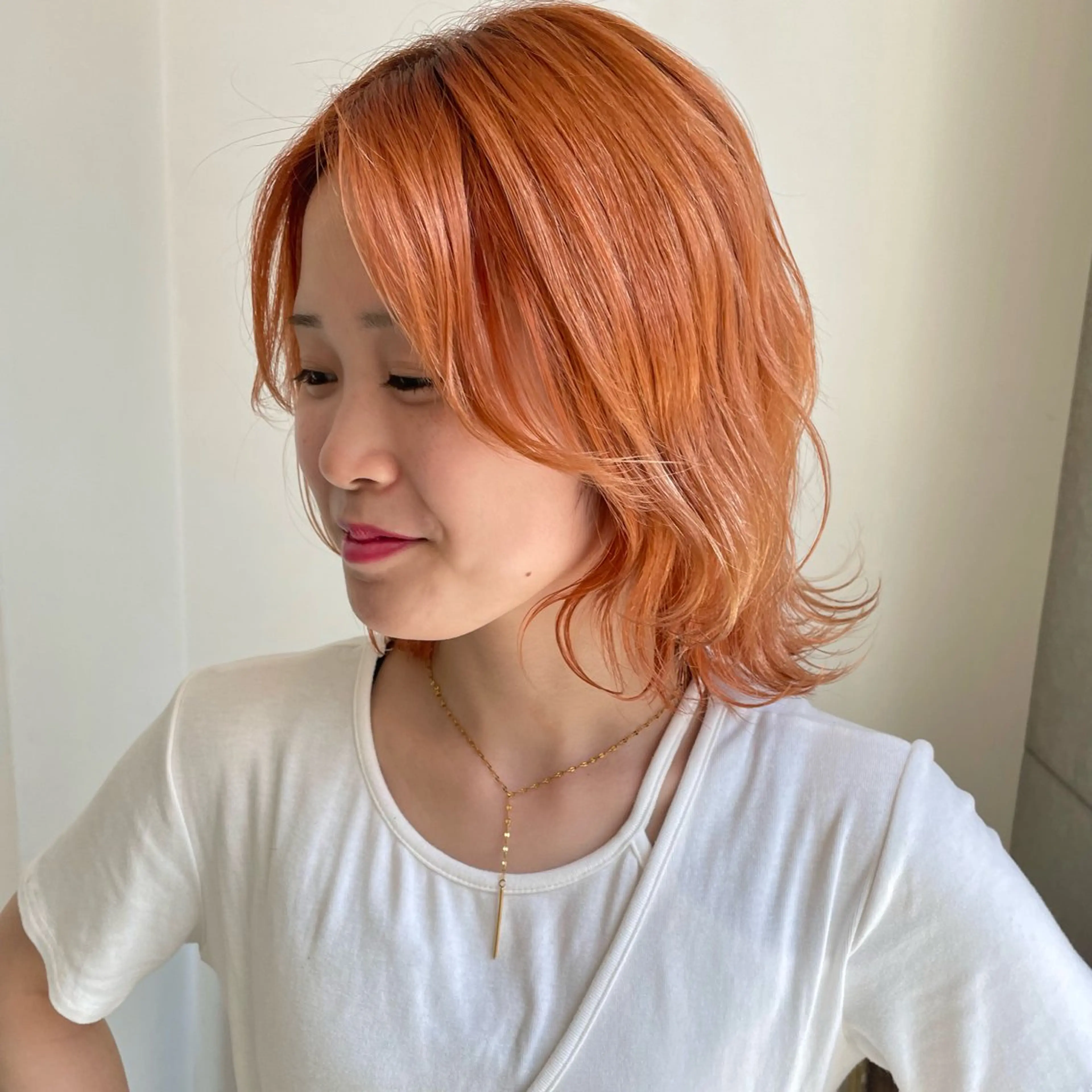 ミディアム カラー オレンジ ショート/ブリーチ mizuki🐋のヘアスタイル