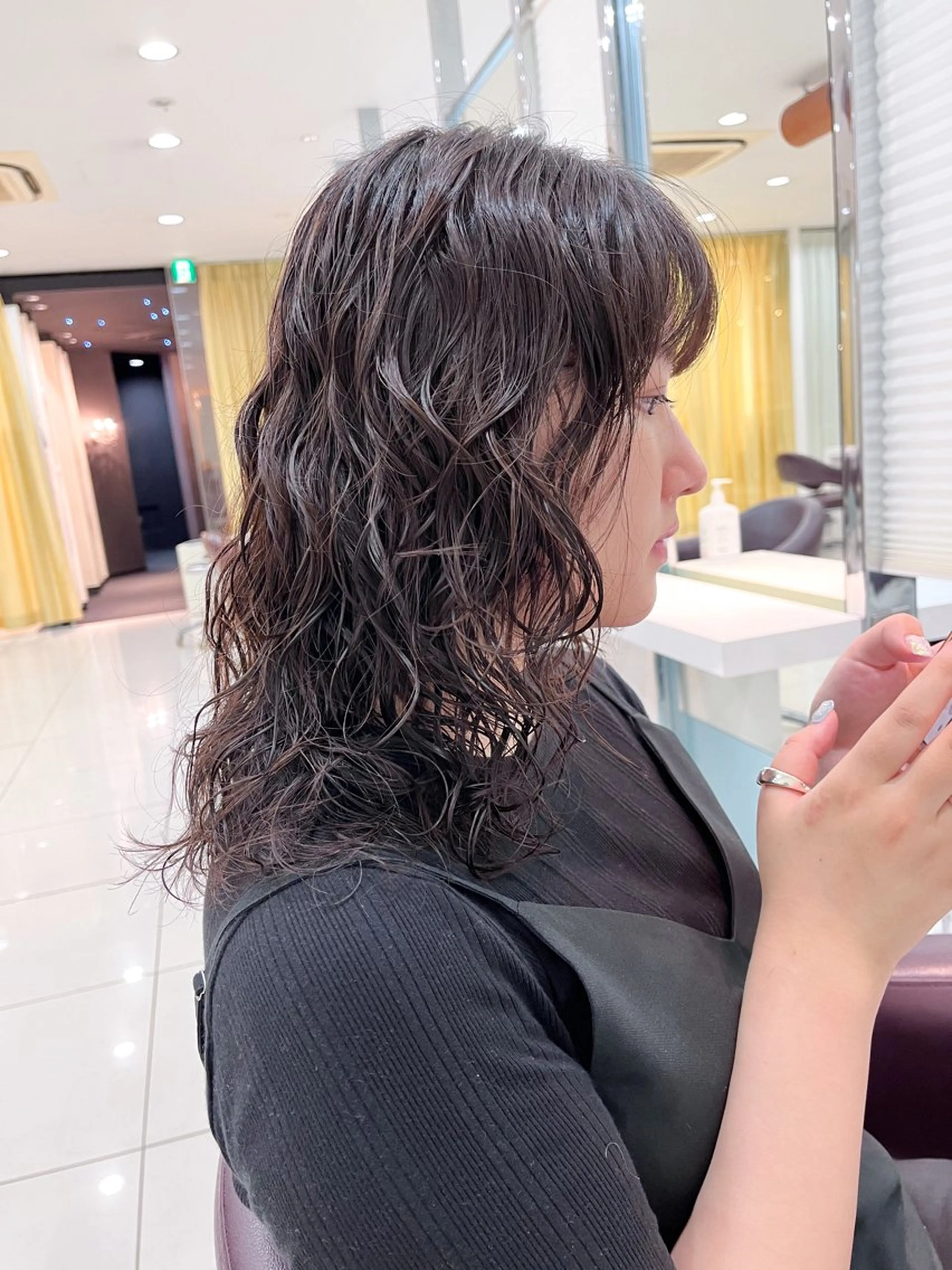 ミディアム パーマ ミディアムパーマ レイヤーカット 原宿パーマ kazuのヘアスタイル