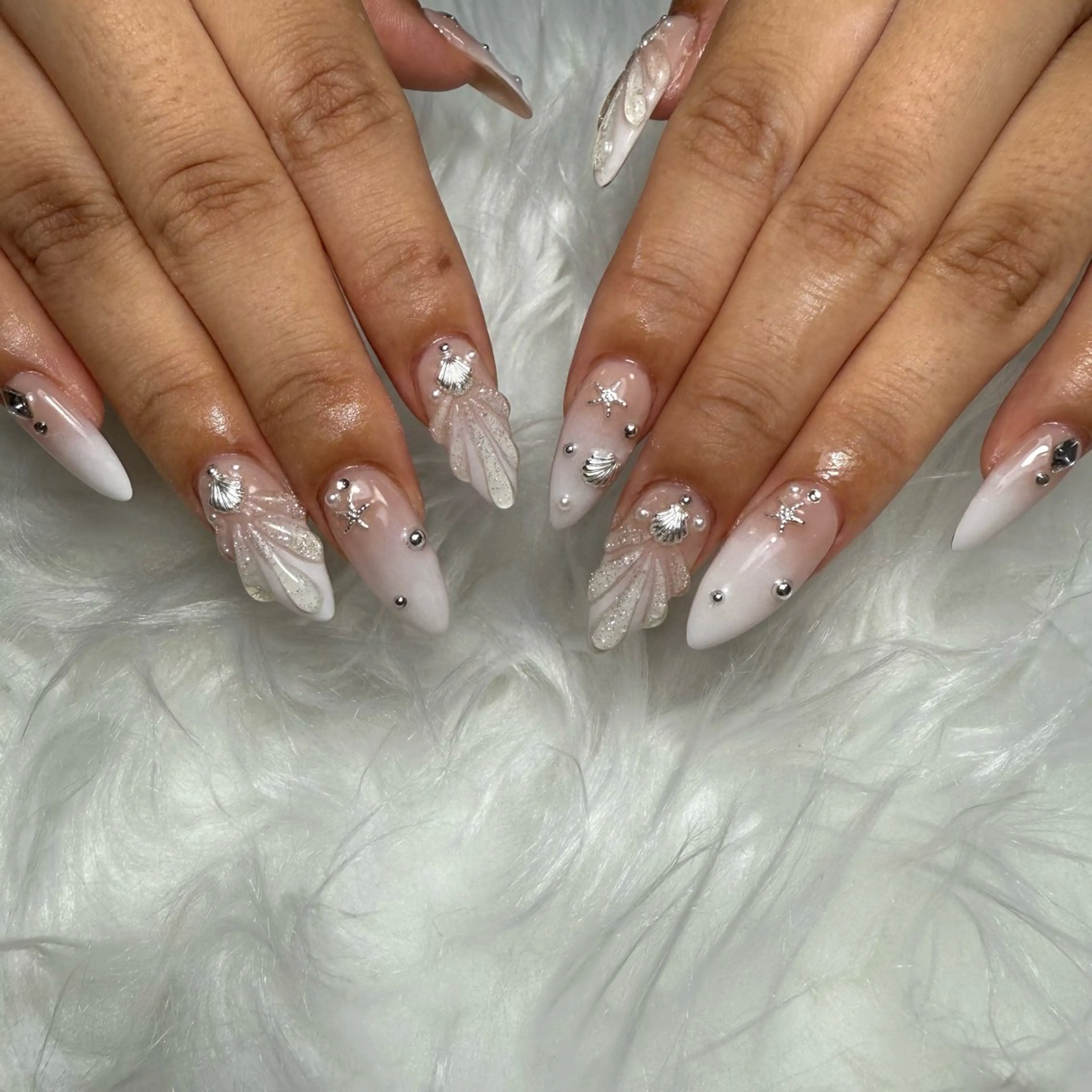 ネイル 持ち込み ハンドネイル L'ino nailのネイルデザイン