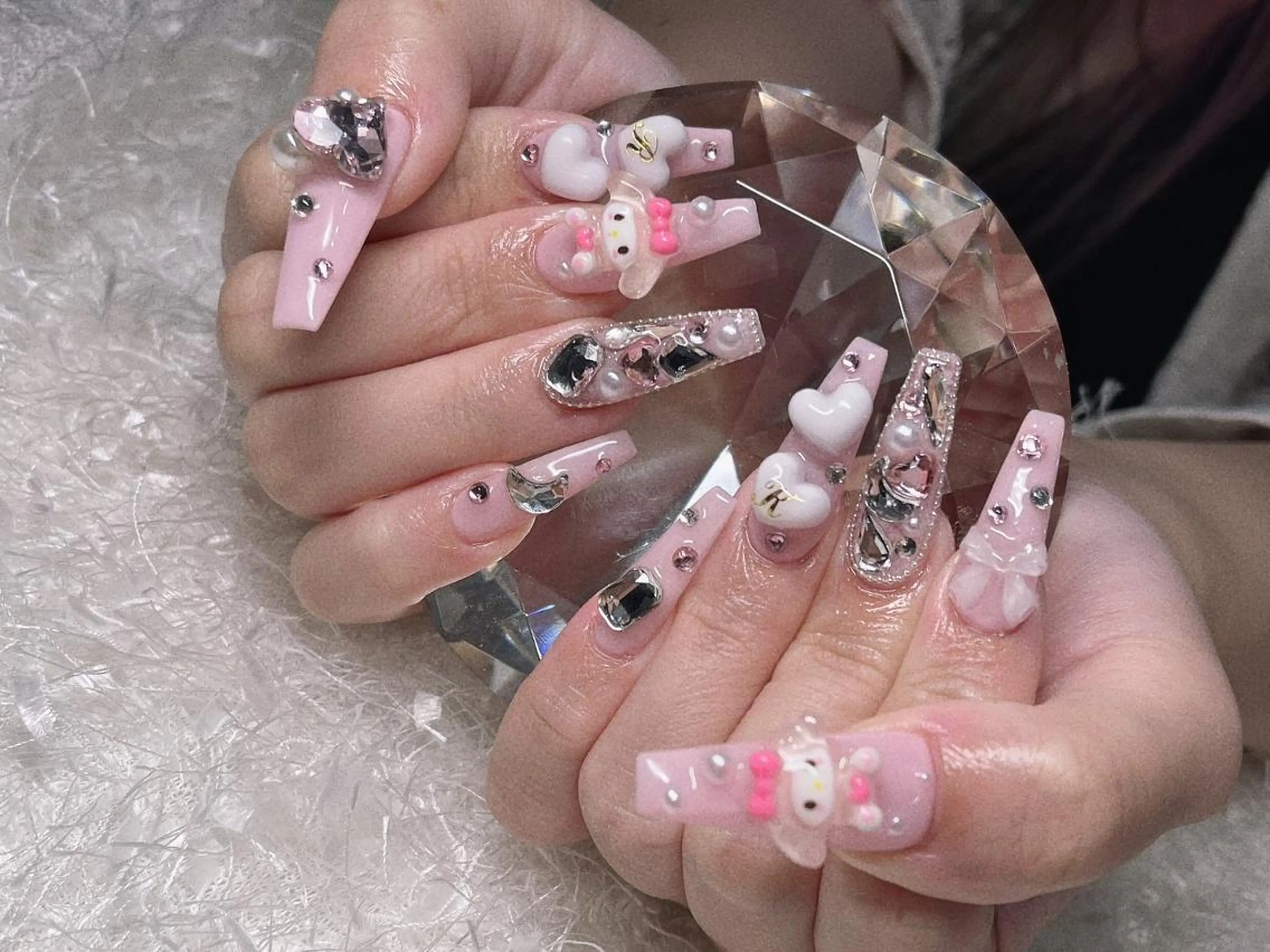 ネイル オーロラネイル 長さ出し フレンチネイル ジェルネイル グラデーション ハンドネイル Nail&eye Belire 新宿のネイルデザイン