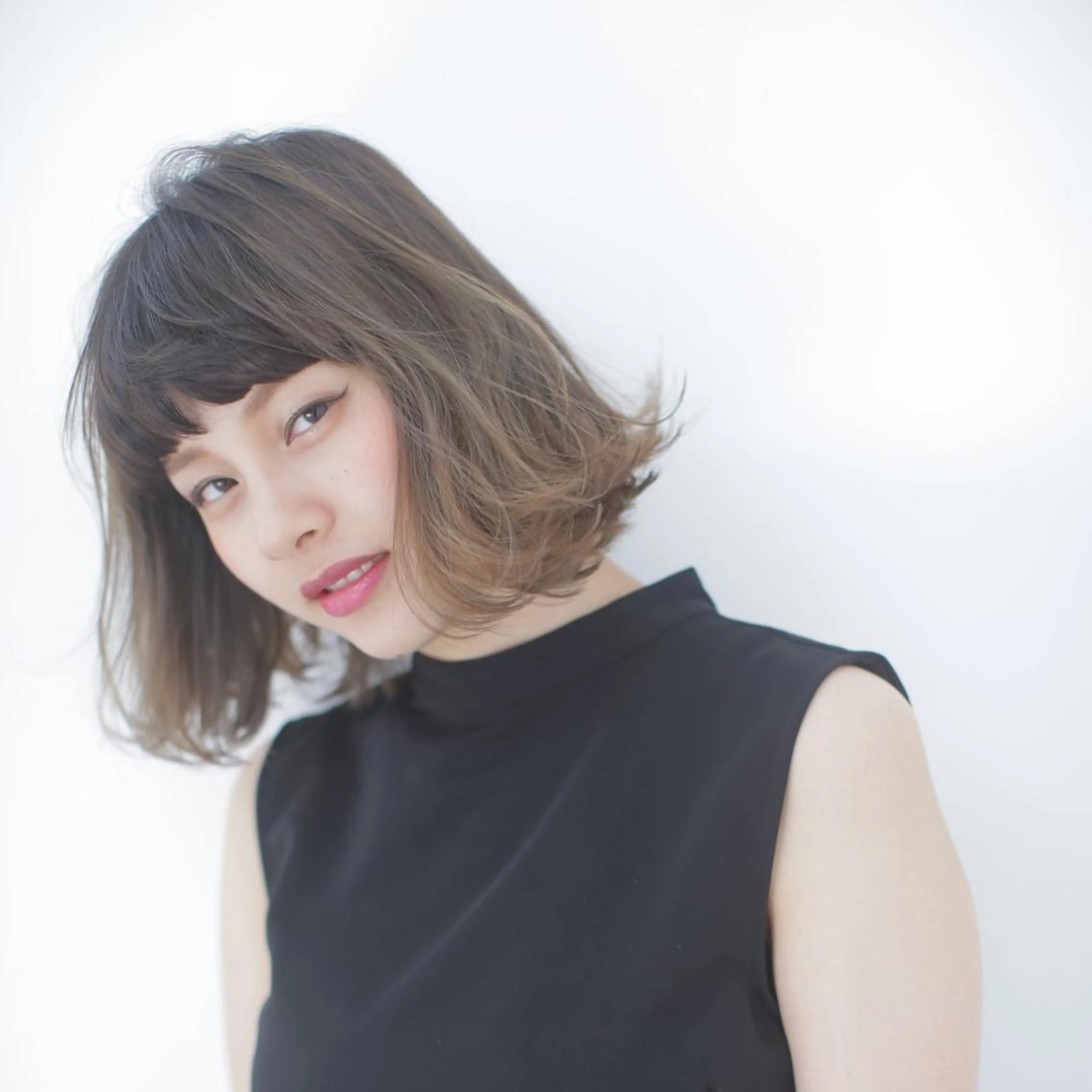 ミディアム カラー 髪質改善　縮毛矯正 池本有宏のヘアスタイル