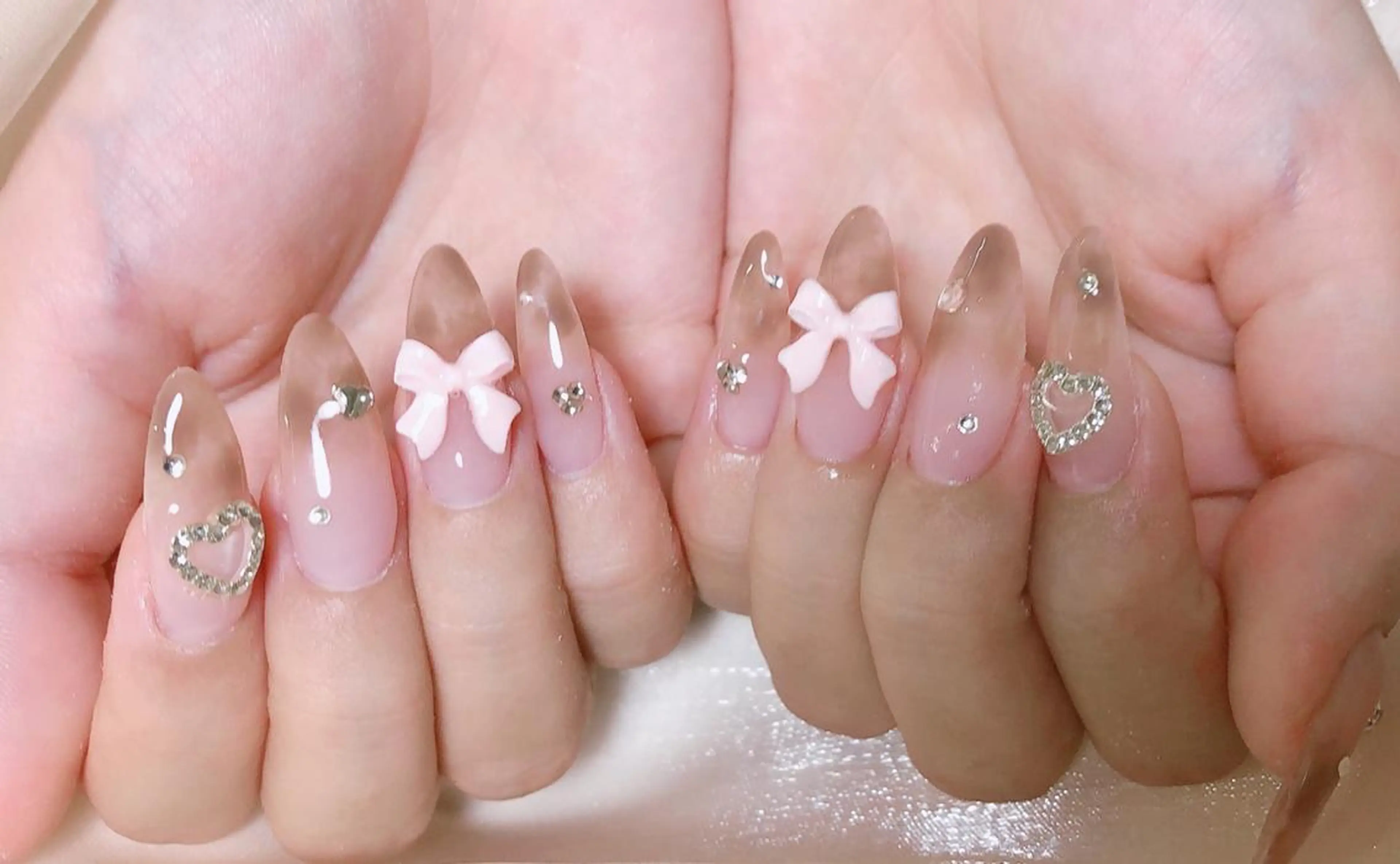 ネイル ハンドネイル ルラワンネイル エンのネイルデザイン