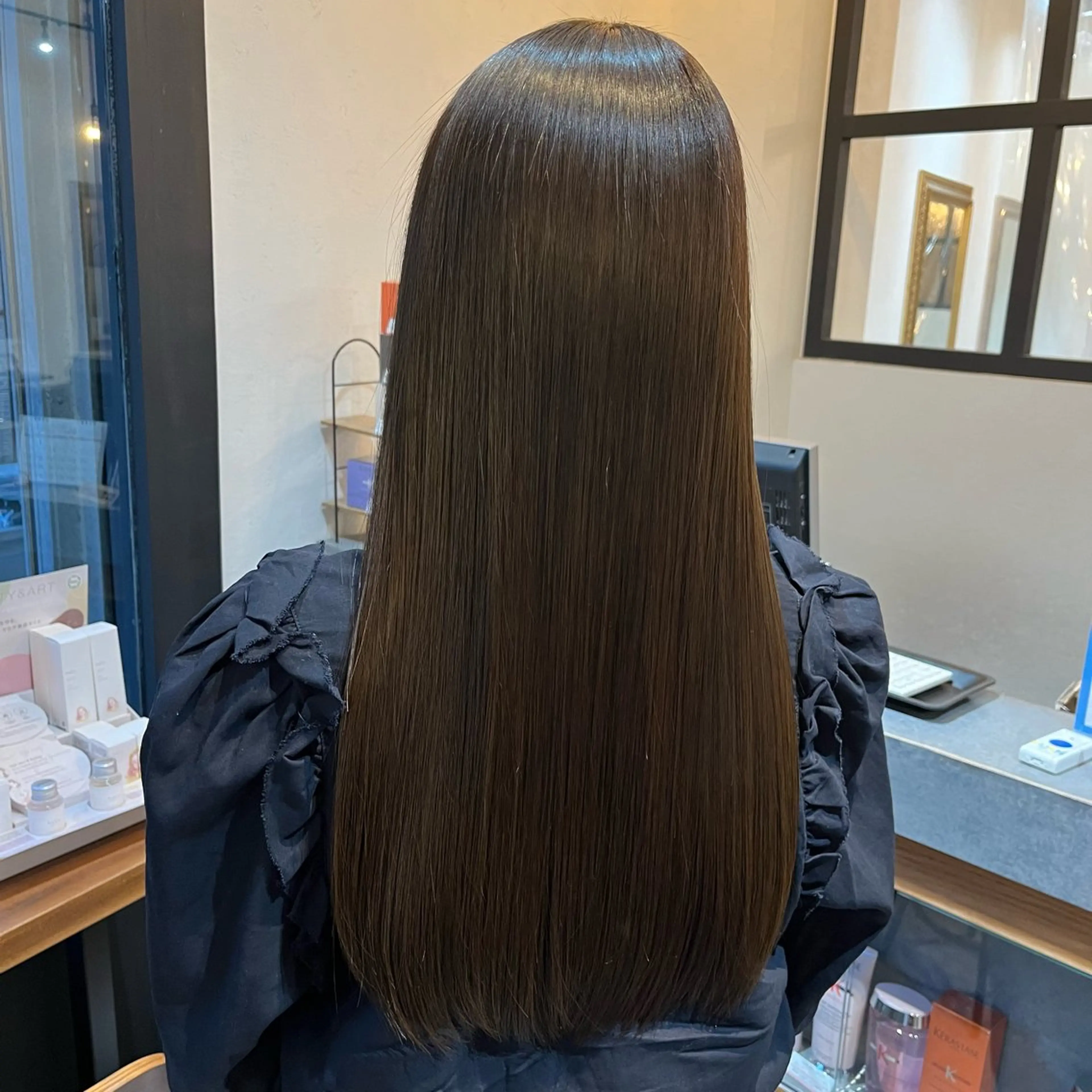 ロング 🖤N゜JILLVA 🤍店長/川田 栞のヘアスタイル