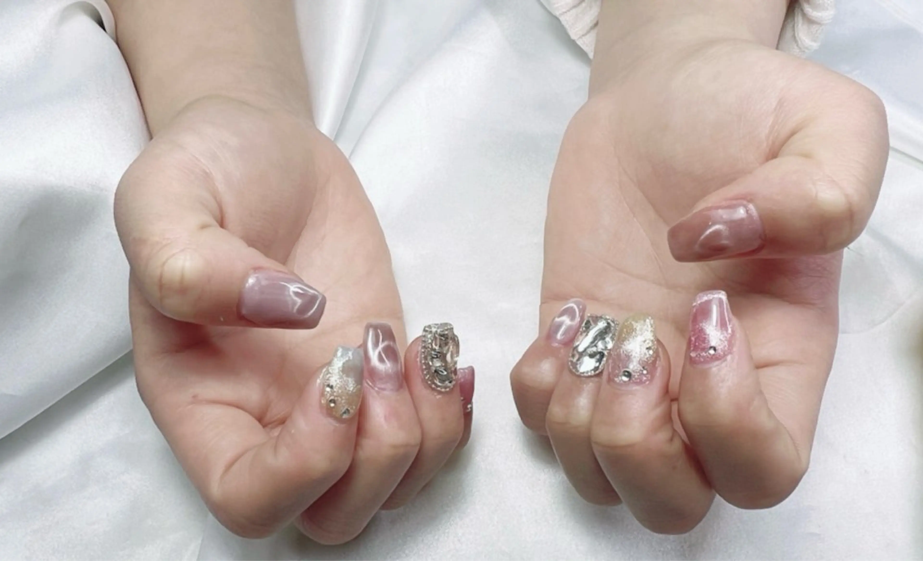 ネイル ハート マグネットネイル プレシャス所属・小川 ogawaのネイルデザイン