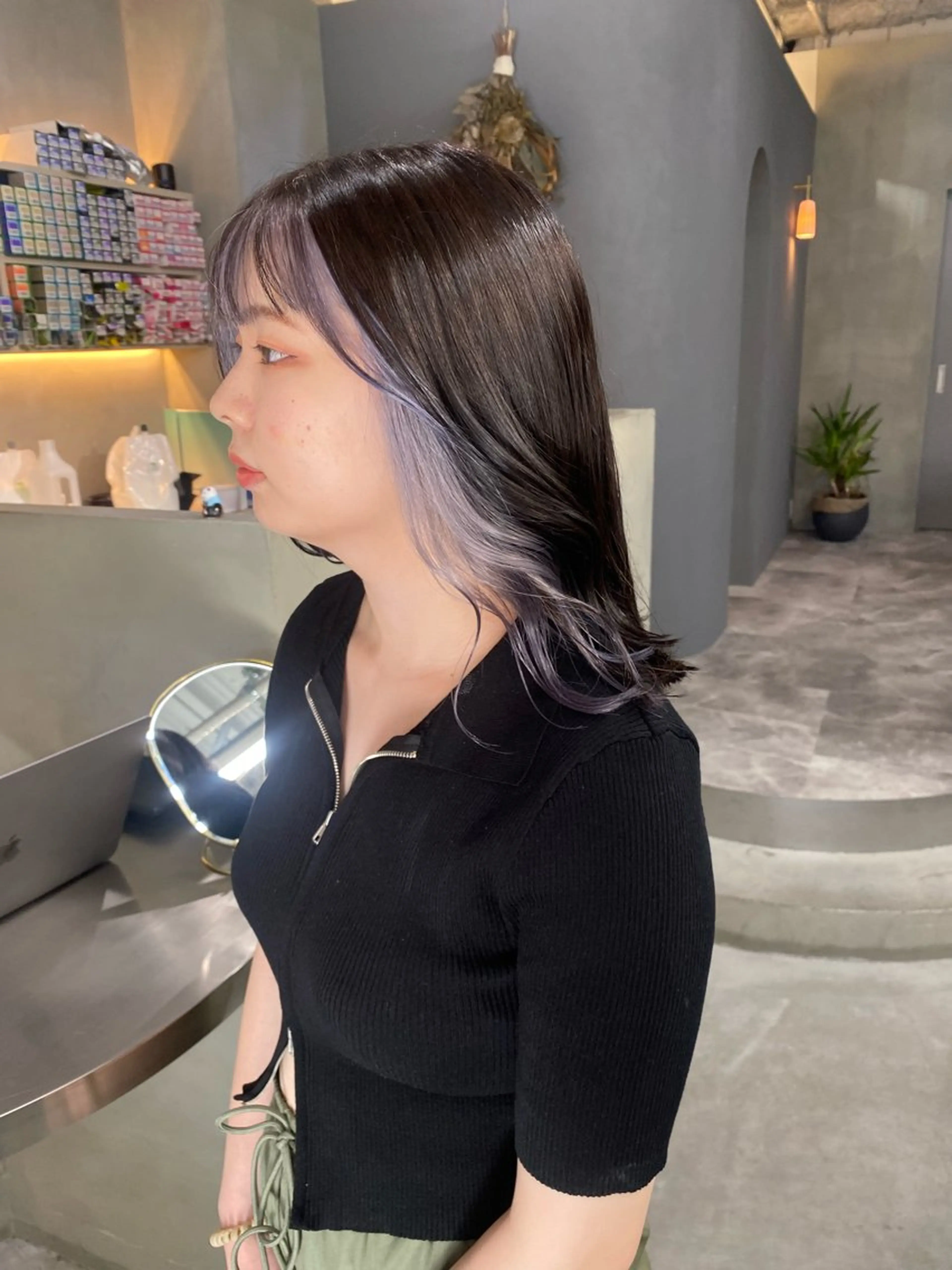 セミロング カラー ヘアカラー qulim所属・前橋 姫奈のヘアスタイル