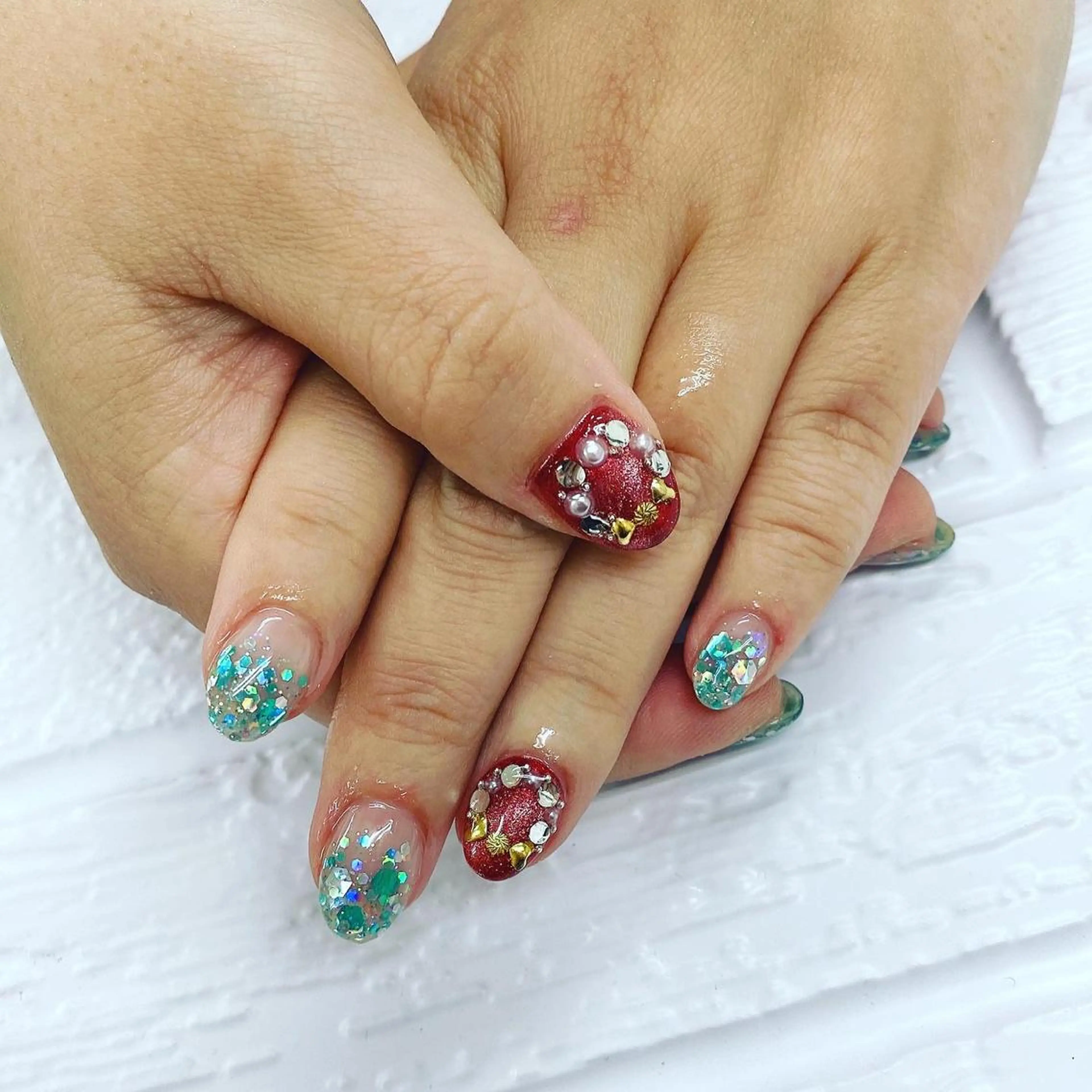 ネイル アートネイル 冬ネイル クリスマス ハンドネイル N._._.claw[エヌクロー]所属・N._._. clawのネイルデザイン