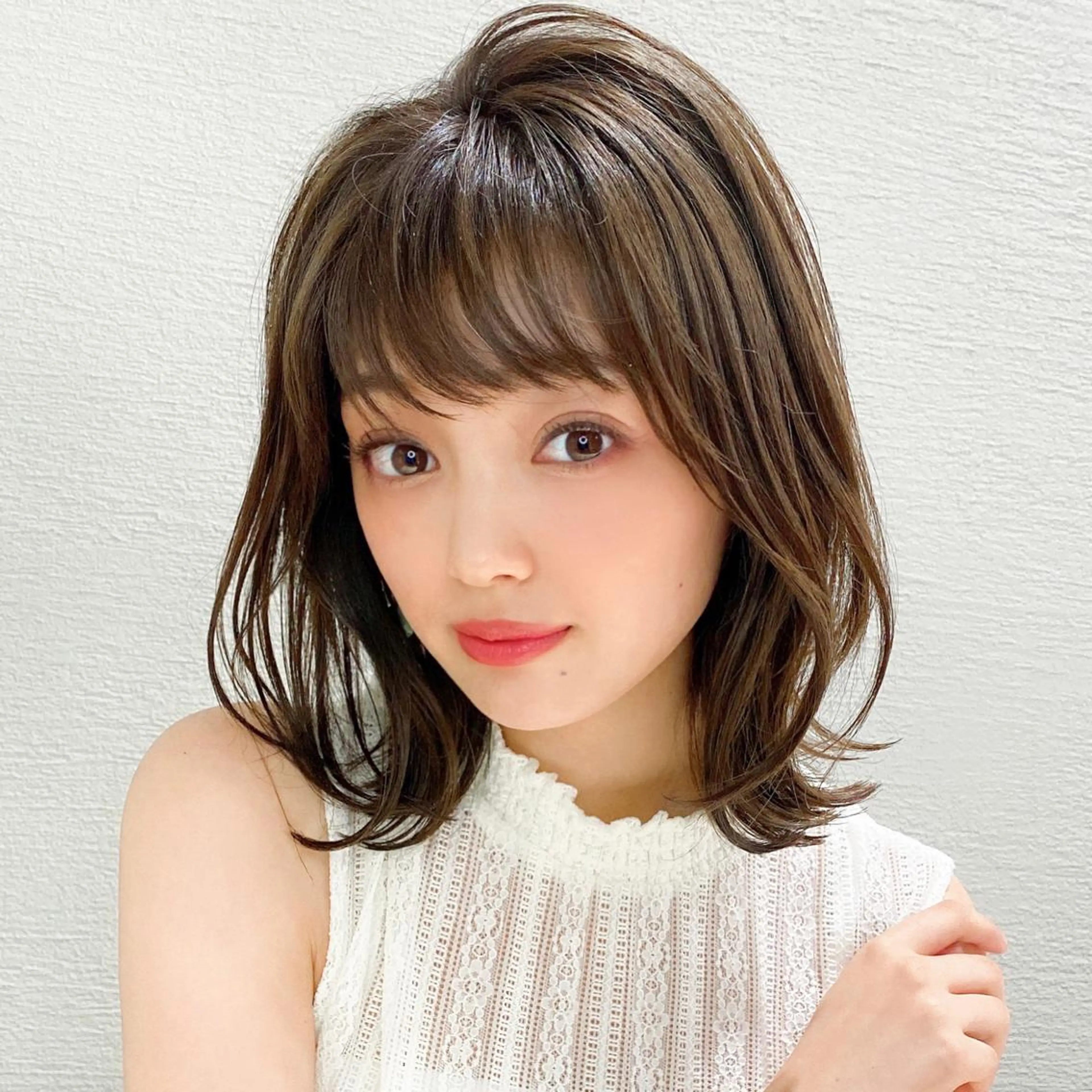 ミディアム カラー パーマ 小顔カット カット ヘアカラー トリートメント 髪質改善/ レイヤーカット金井翔のヘアスタイル