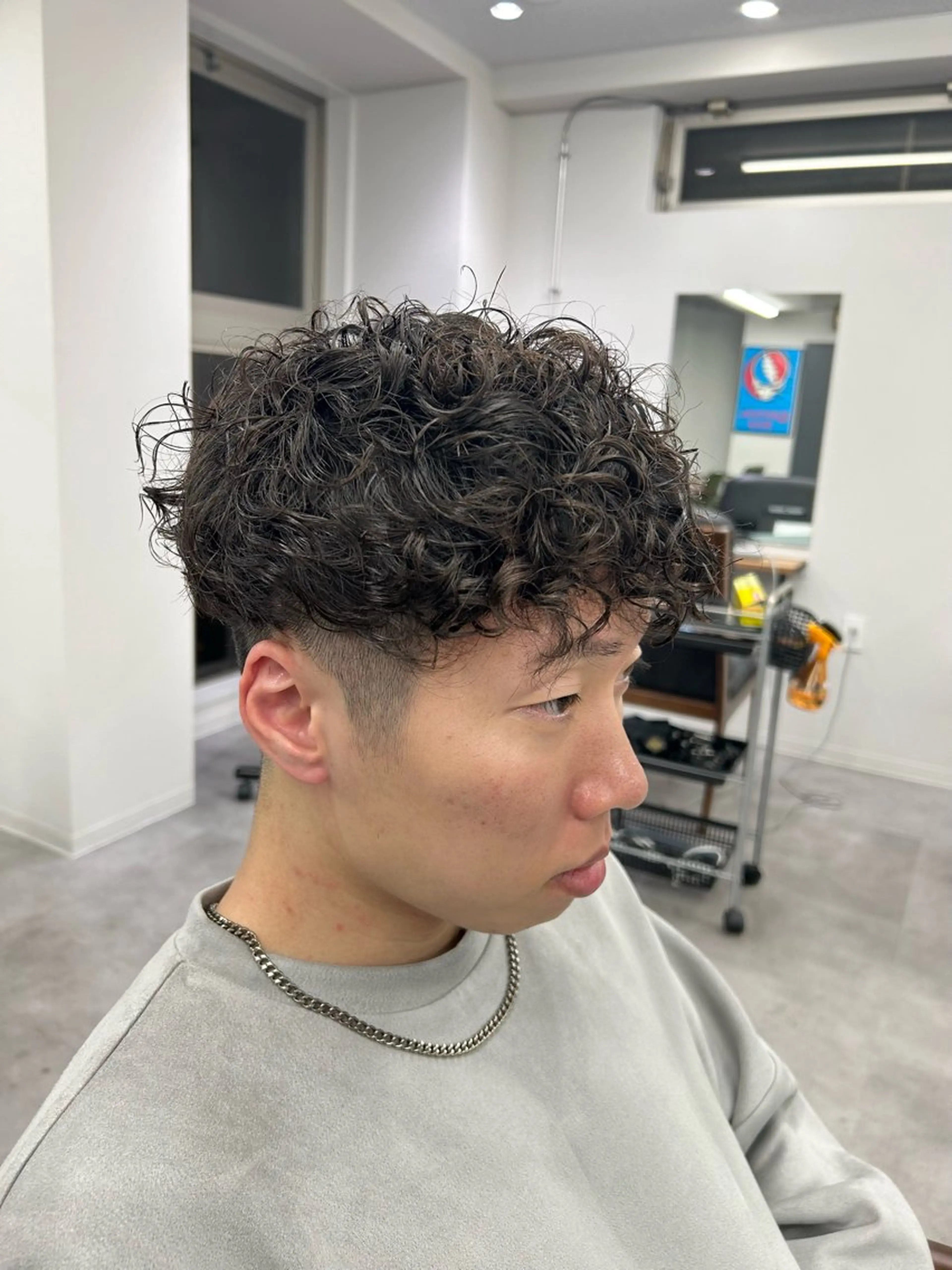 パーマ メンズ スペインカール カット パーマ トリートメント SHAFT Ieiriのヘアスタイル