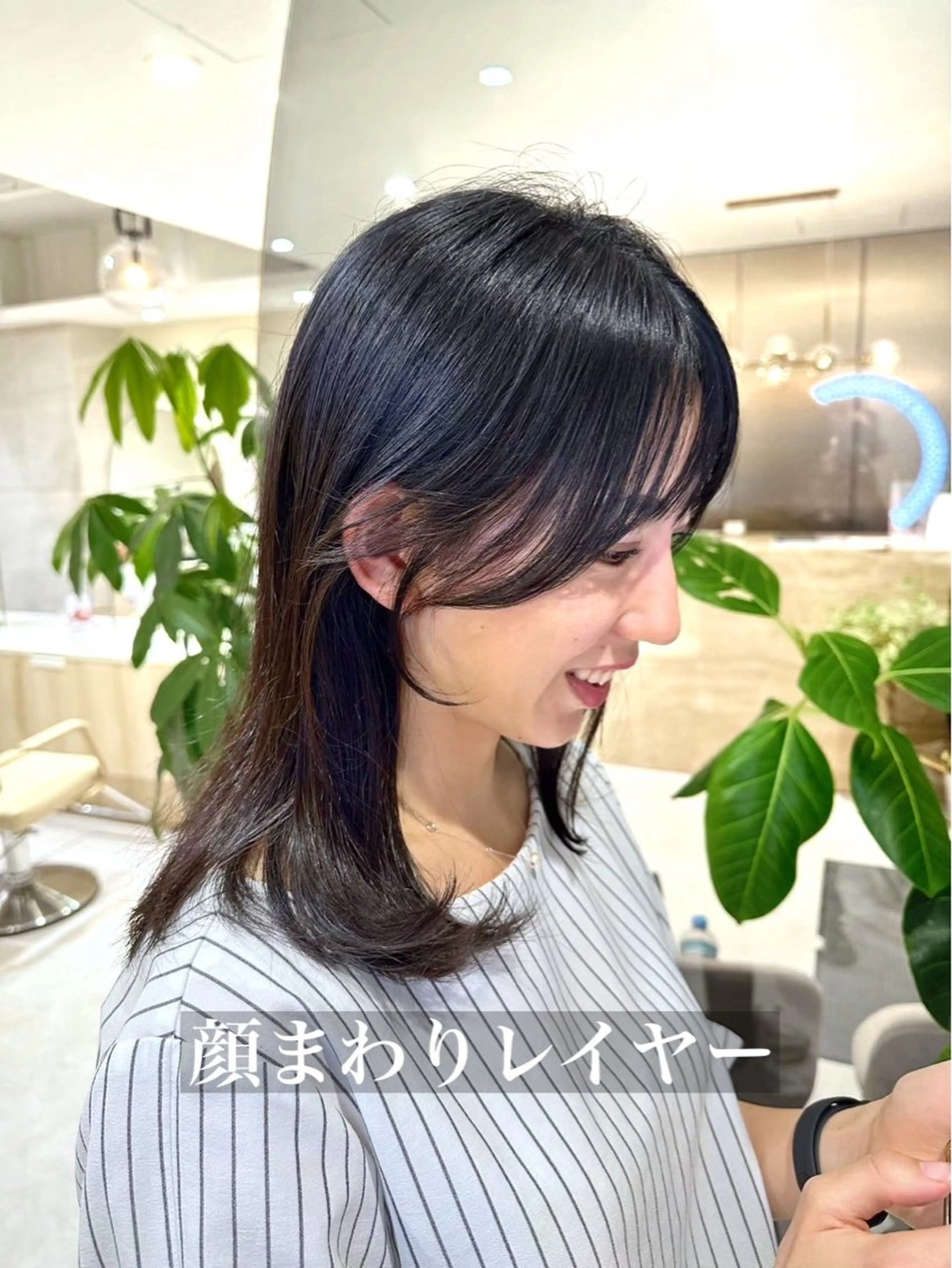 セミロング カラー 似合わせカット 小顔カット 縮毛矯正 青山/駅近/徒歩1分 表参道/小顔カットのヘアスタイル