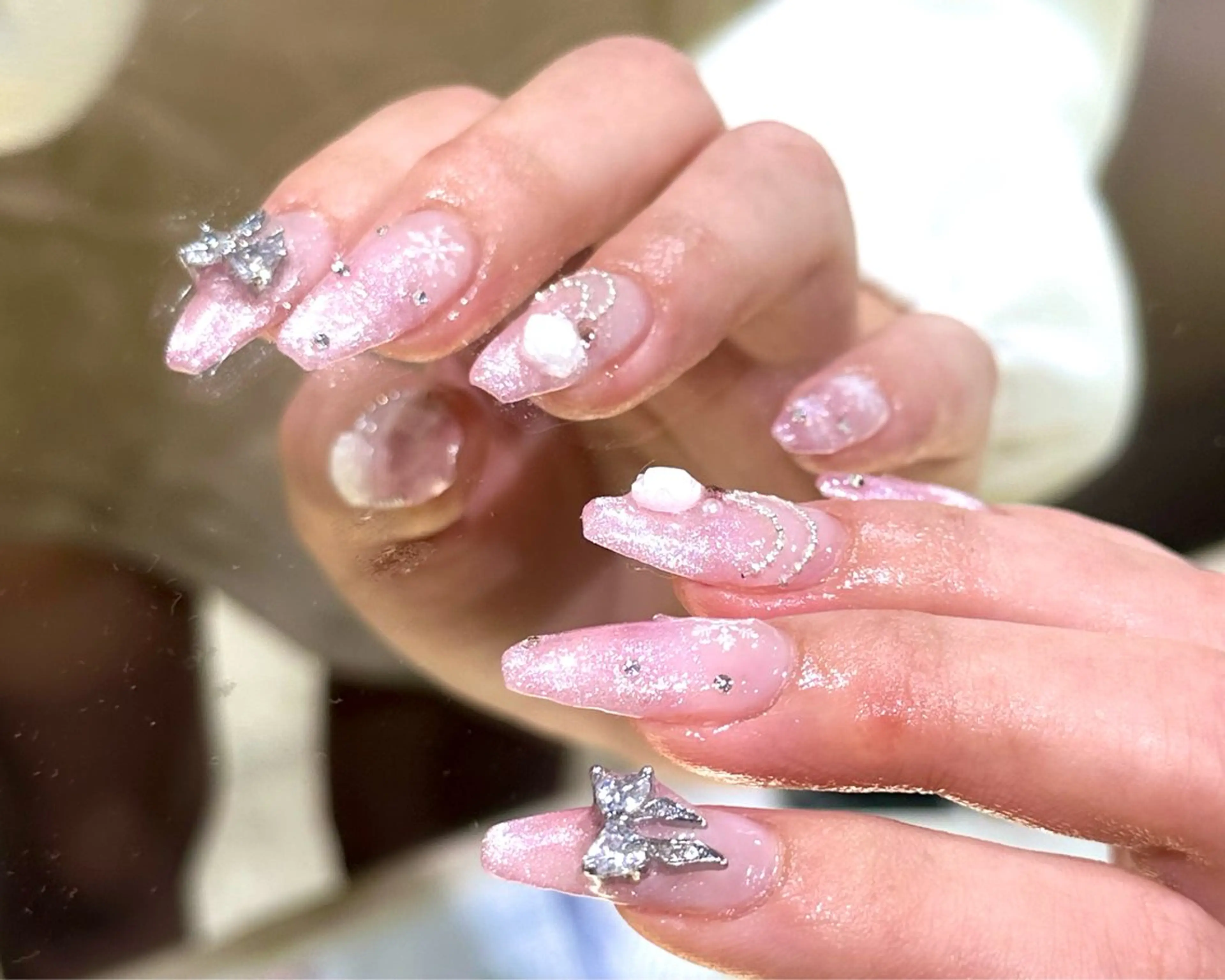 ネイル リボン エムスラッシュセンター南sol所属・kano🫧 指名No.1💫のネイルデザイン