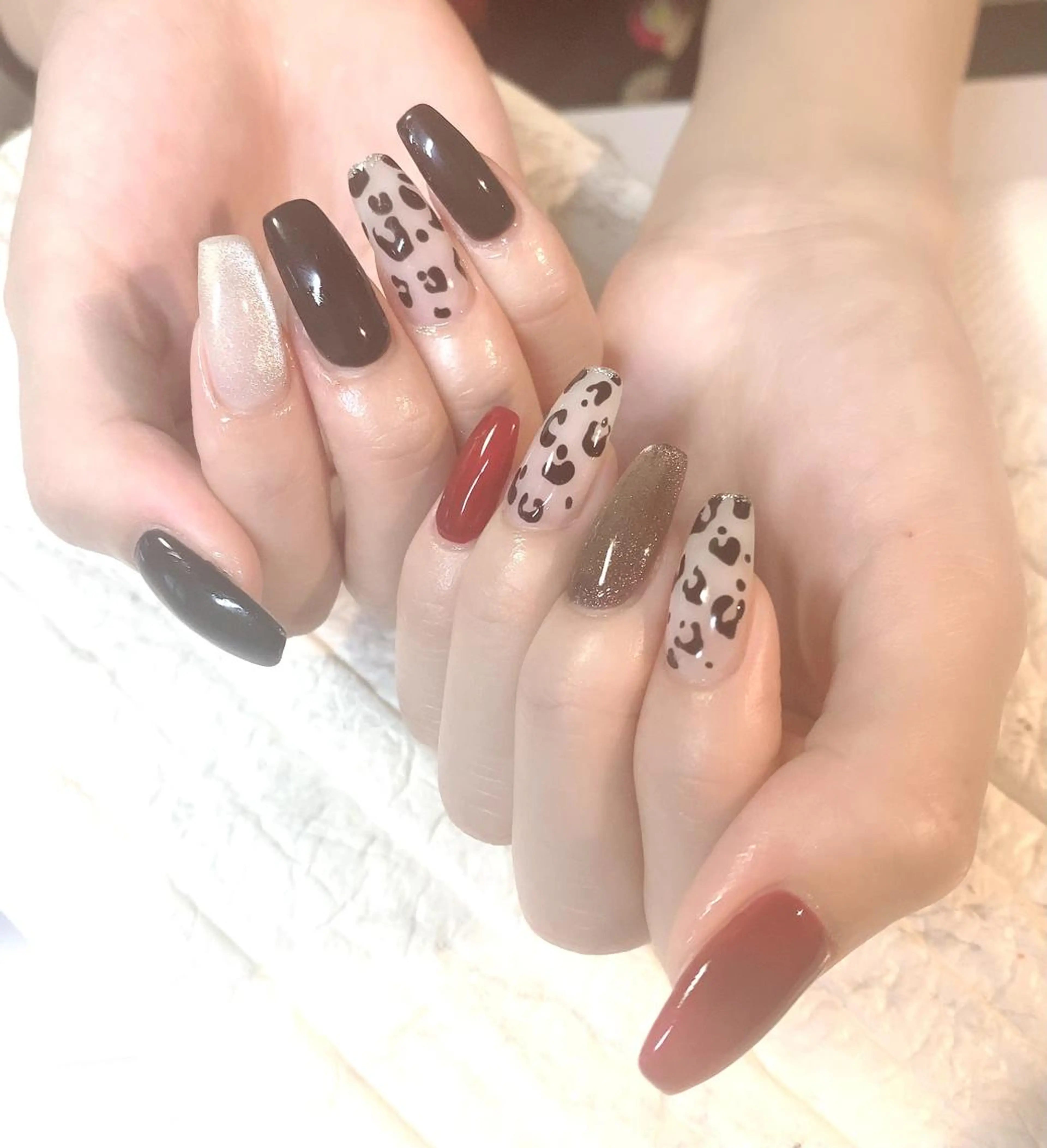 ネイル ハンドネイル フットネイル yochi nailのネイルデザイン