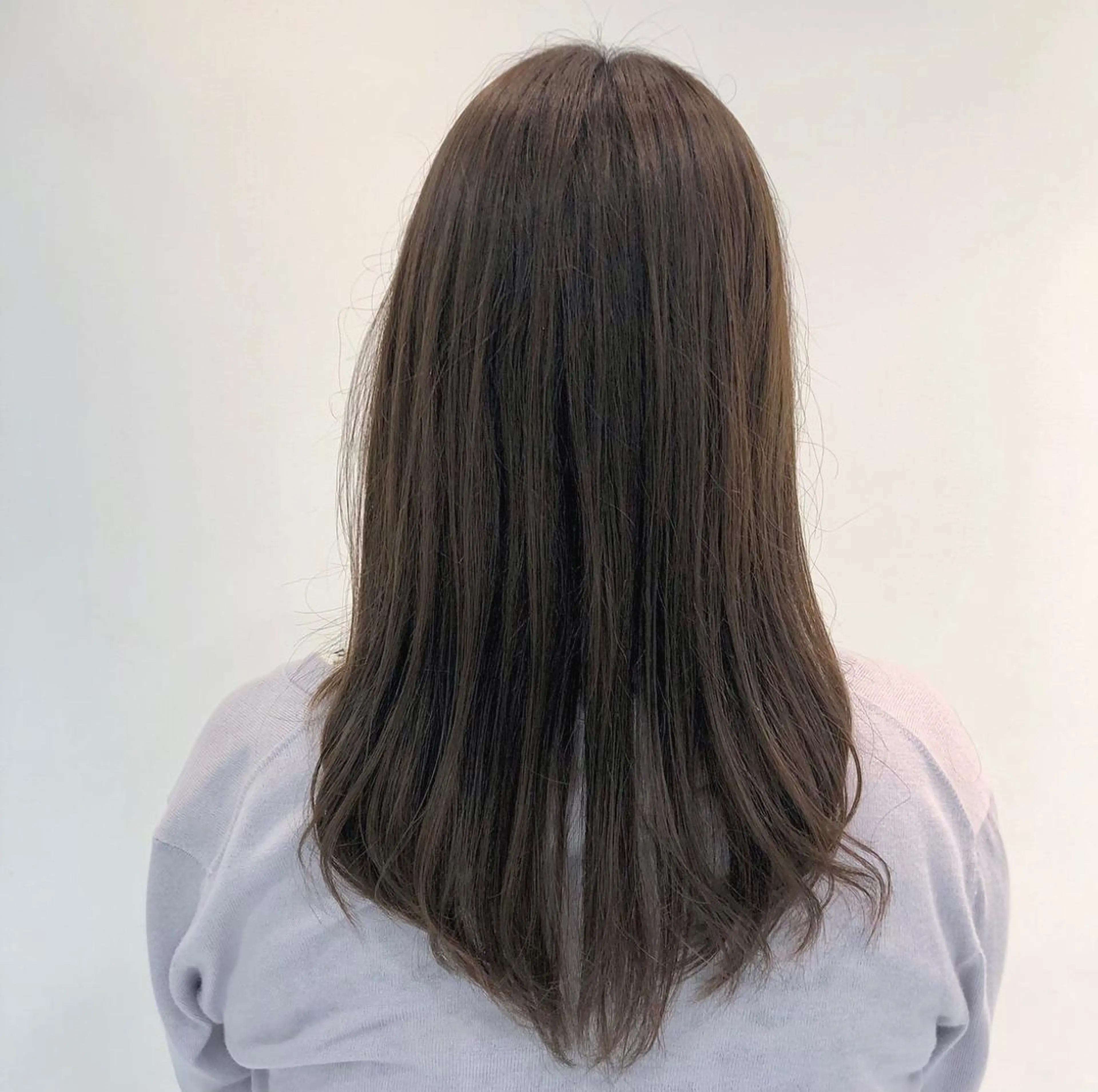 ロング カラー Bellpo所属・磯山 直貴のヘアスタイル